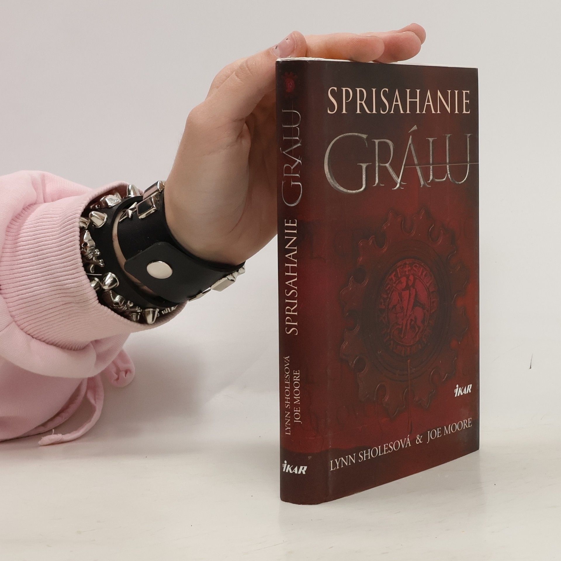 Lynn Sholes Sprisahanie grálu