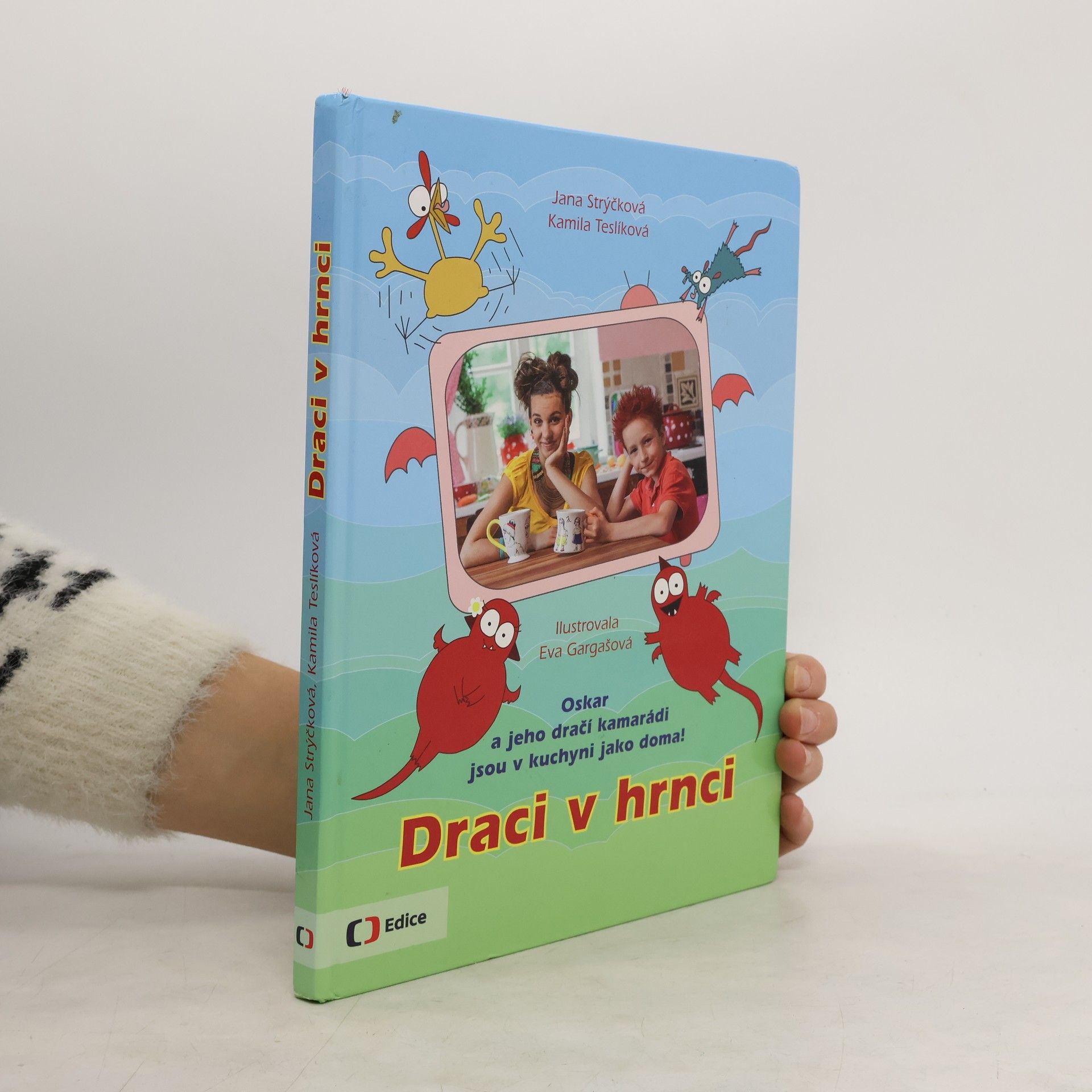 Jana Strýčková Draci v hrnci