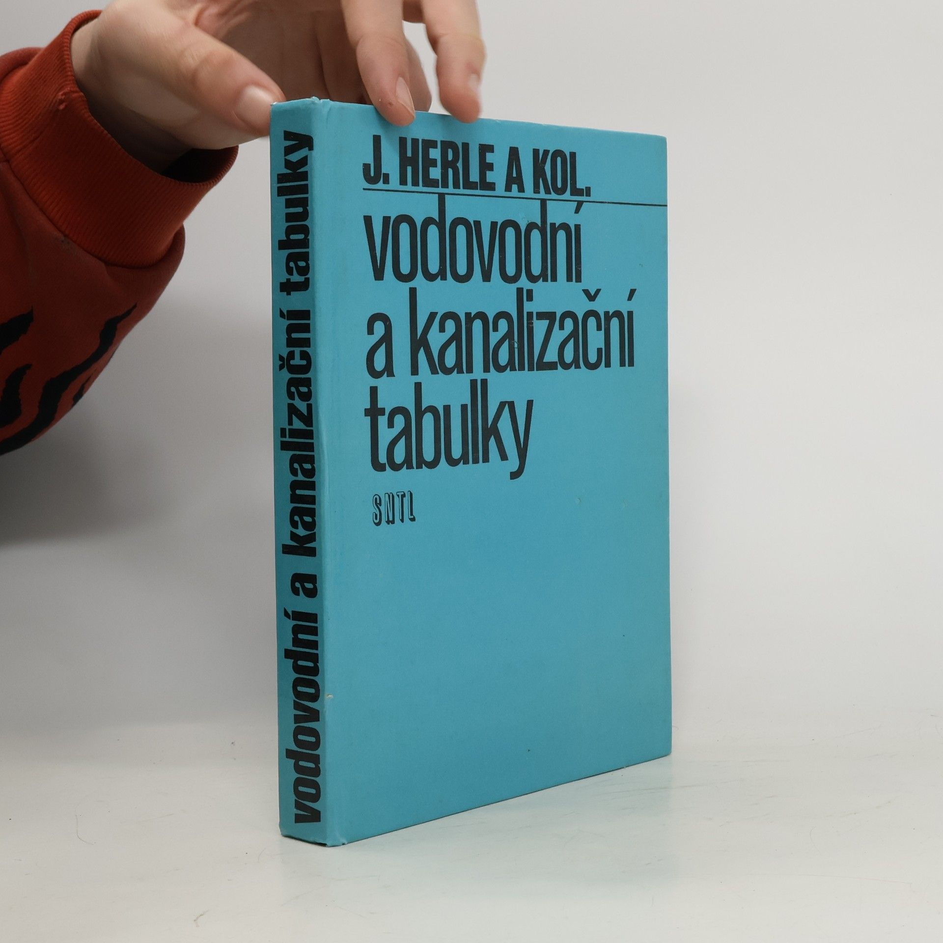 Jaromír Herle Vodovodní a kanalizační tabulky