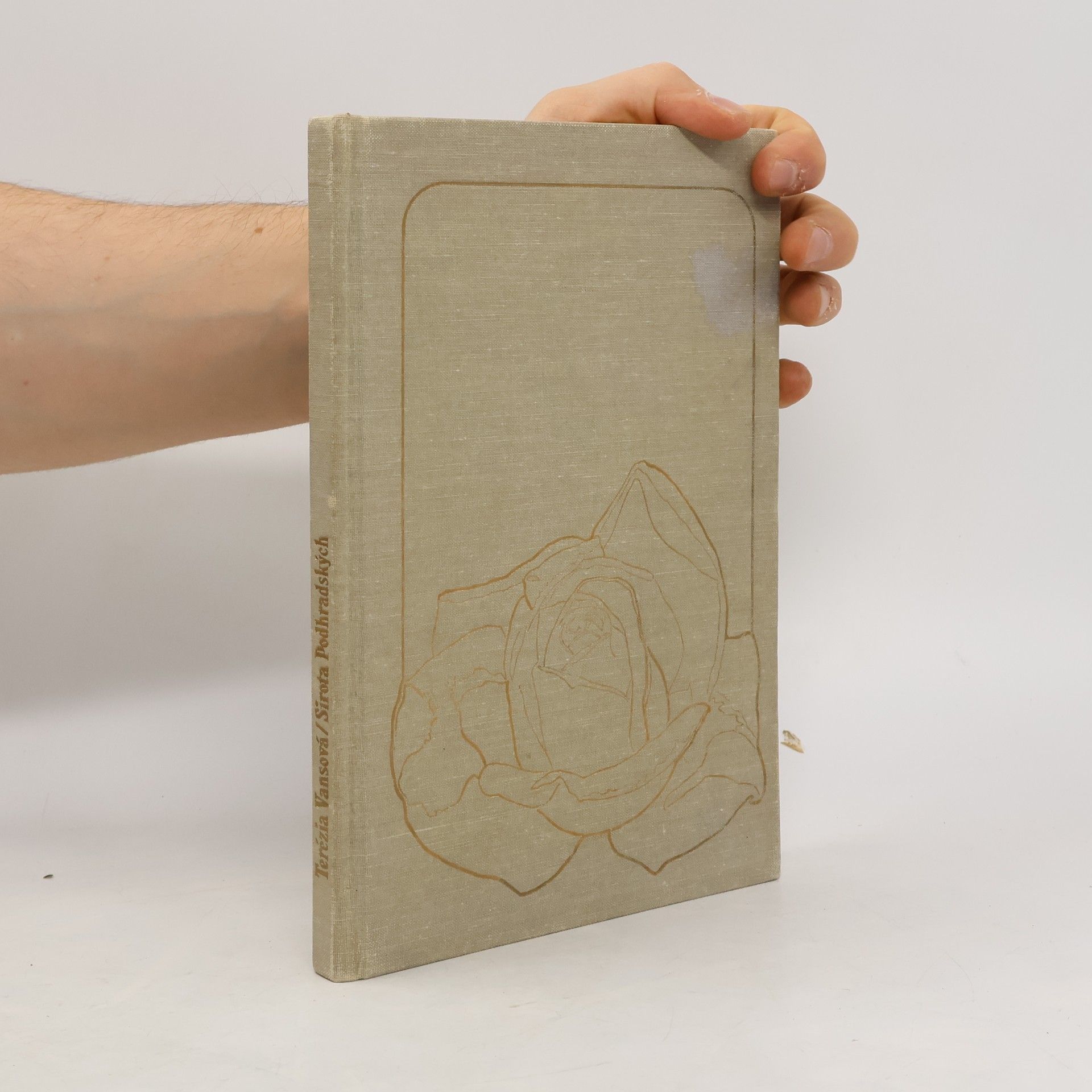 Sirota Podhradských