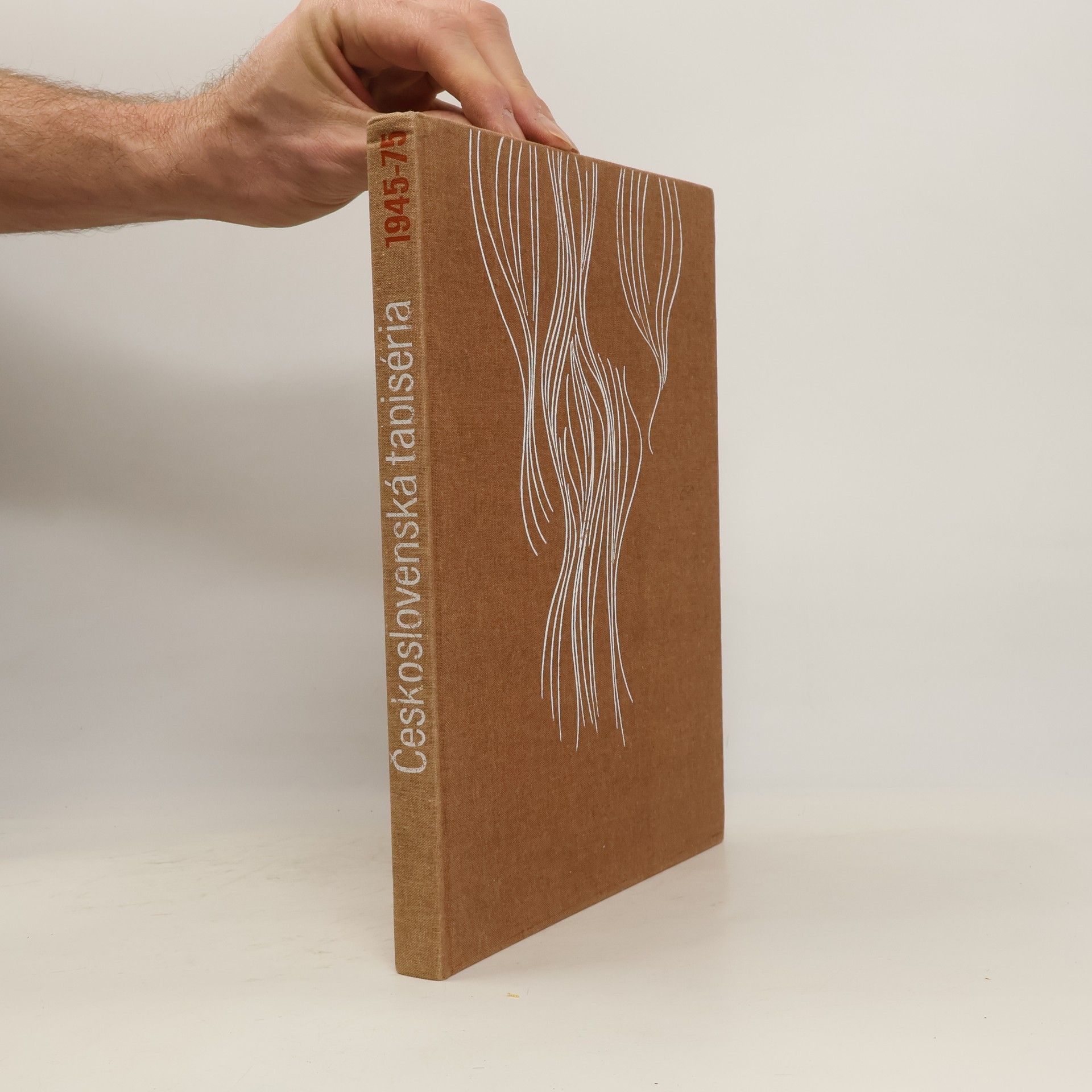 Viera Luxová Československá tapiséria 1945-75