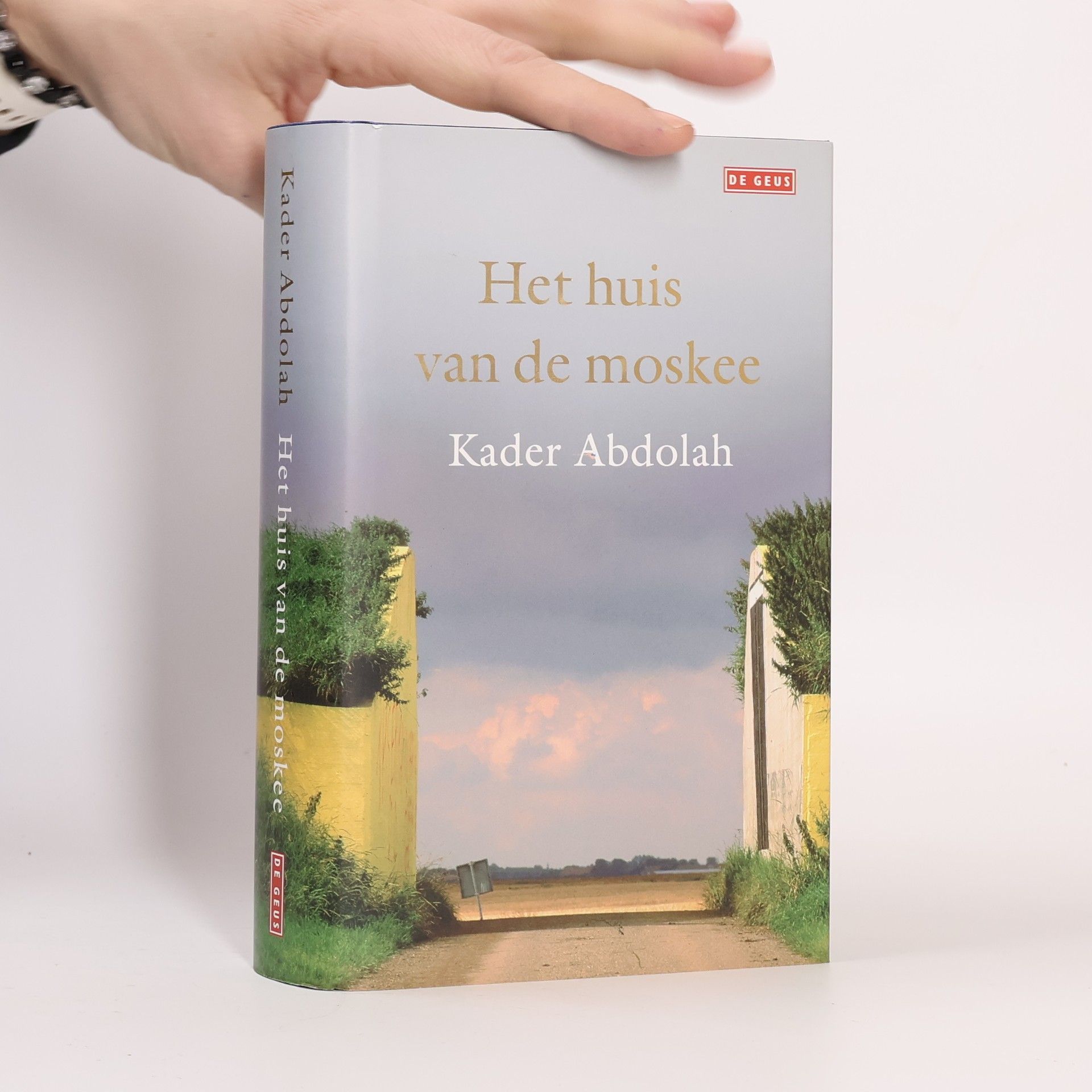 Kader Abdolah Het huis van de moskee