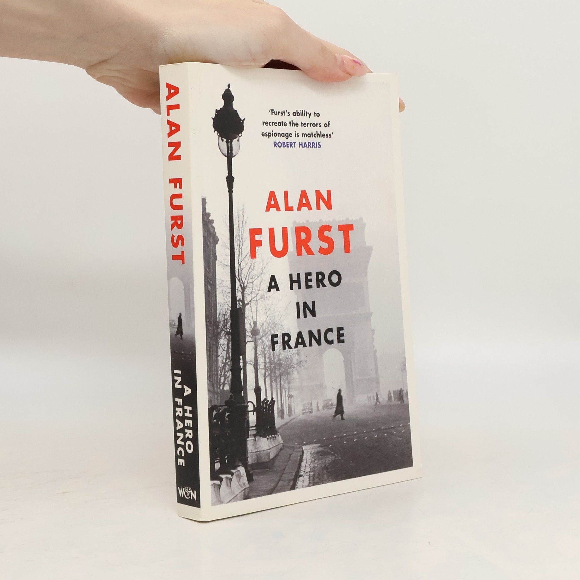 Alan Furst A Hero in France