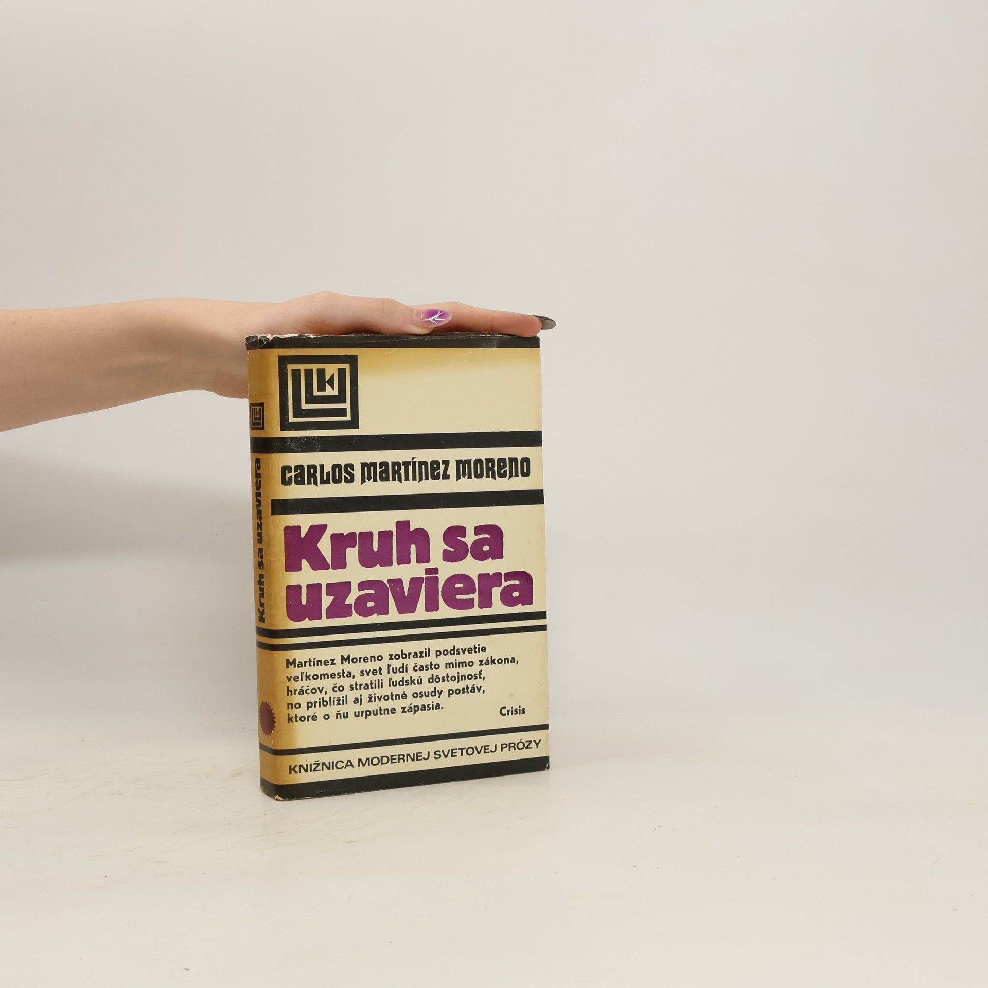 Carlos Martínez Moreno Kruh sa uzaviera