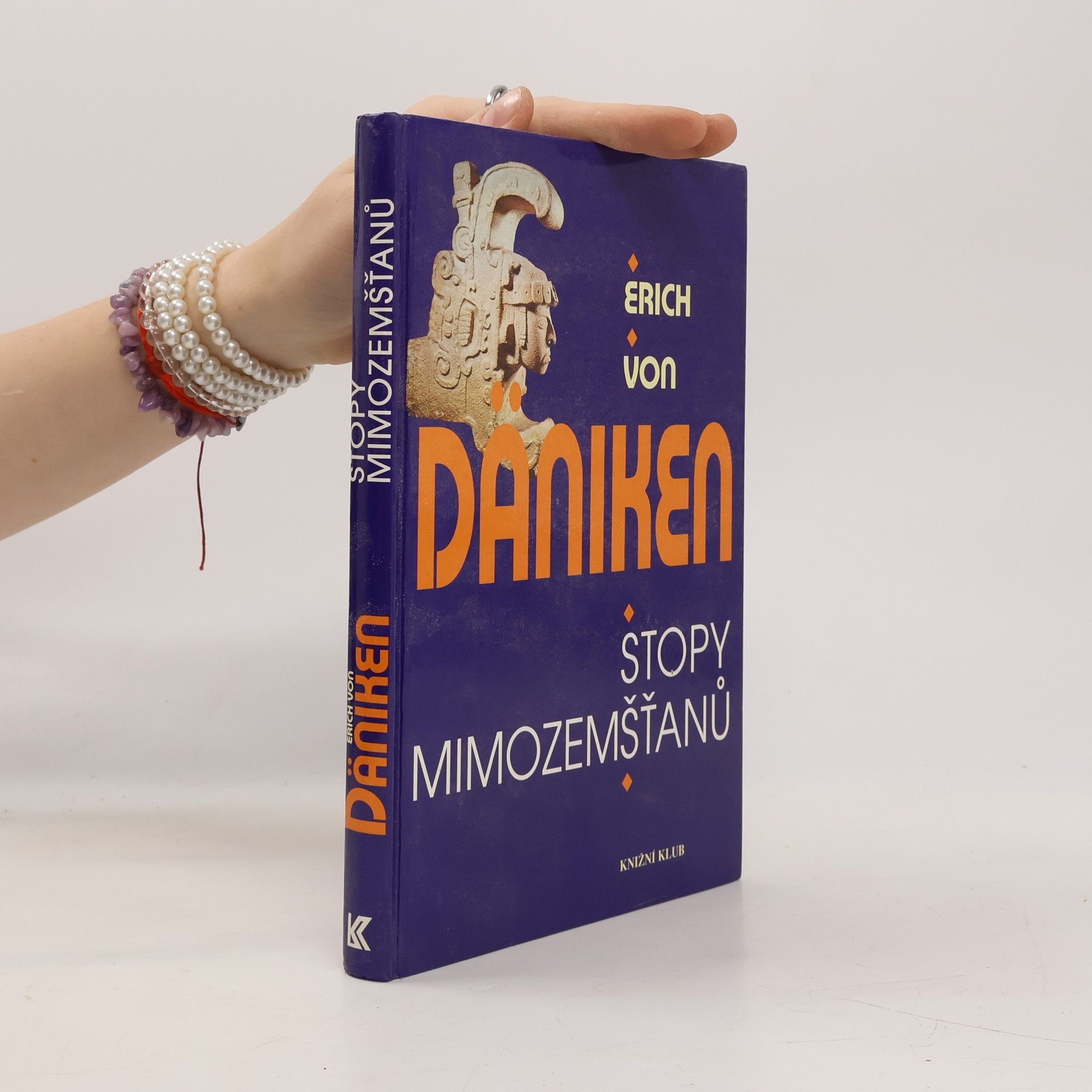 Erich von Däniken Stopy mimozemšťanů