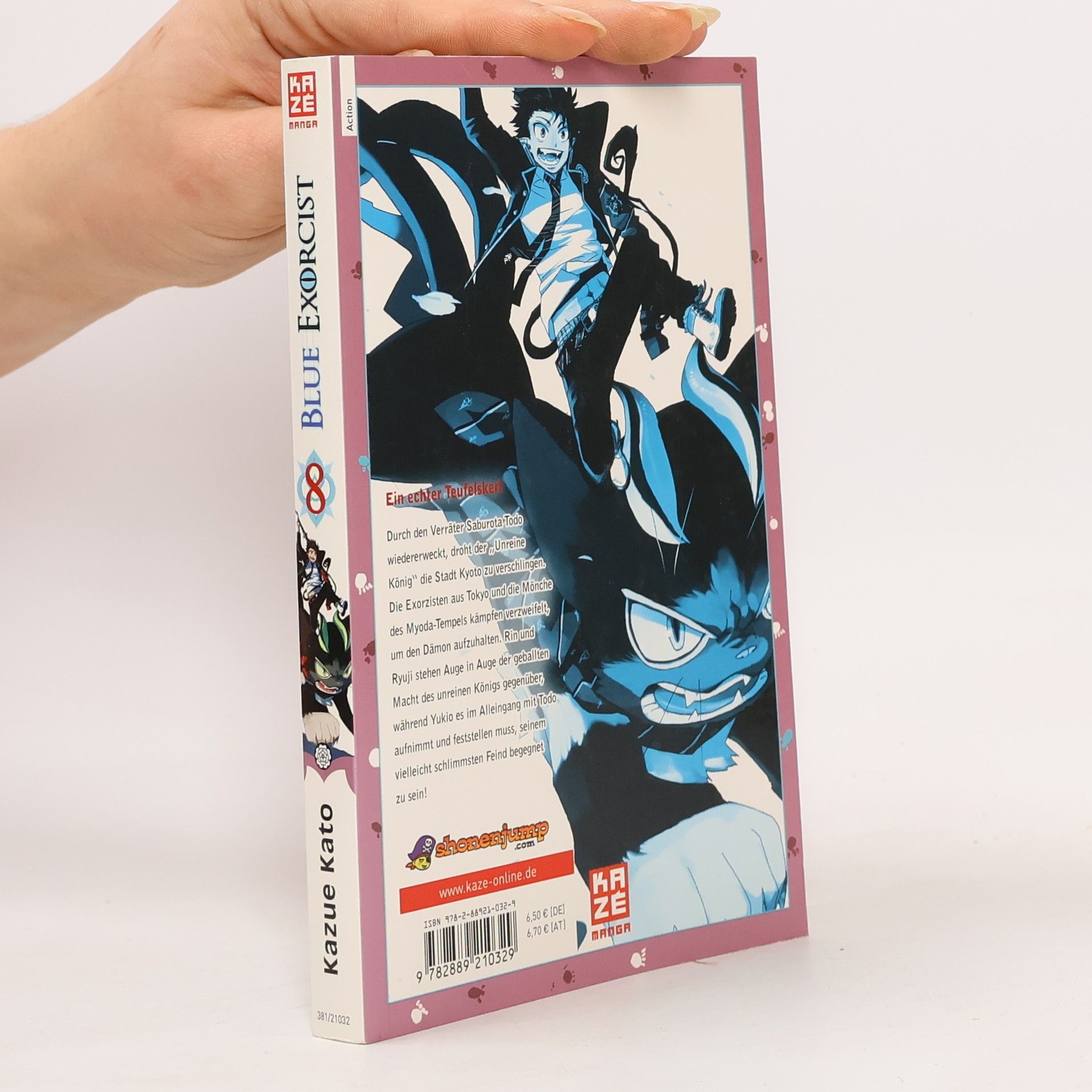 Kazue Kato Blue Exorcist 8