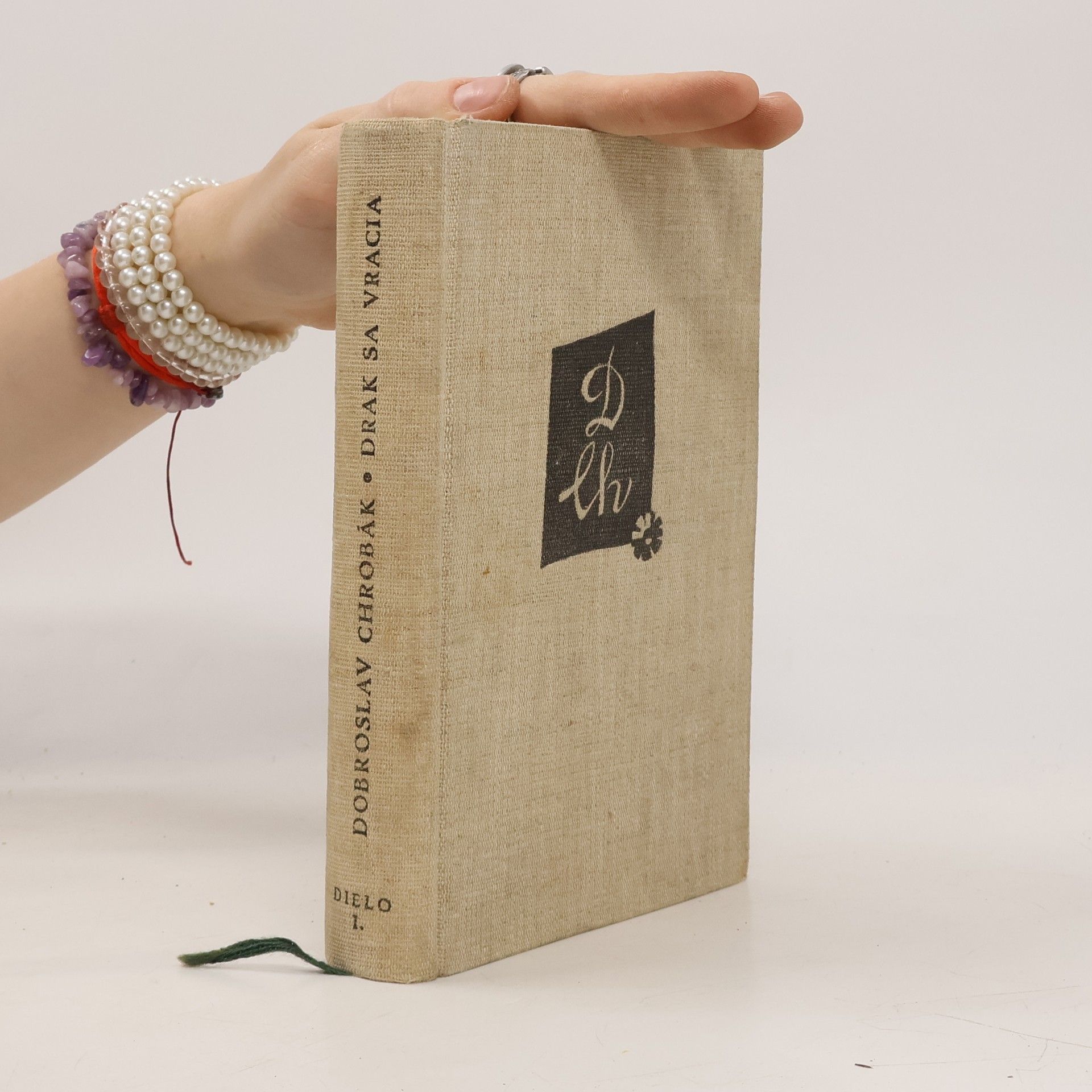 Dobroslav Chrobák Drak sa vracia a iné prózy