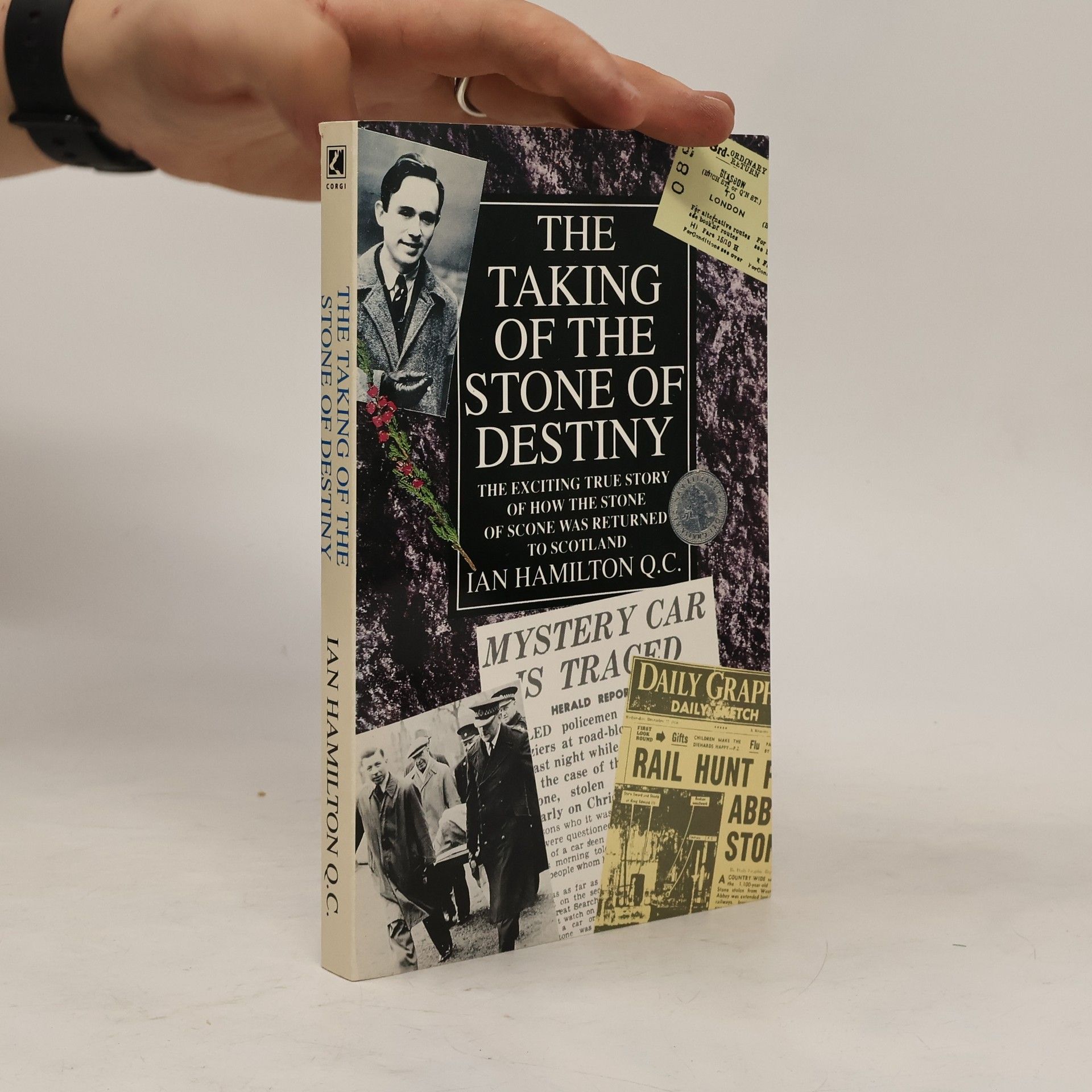 Ian Robertson Hamilton The Taking of the Stone of Destiny