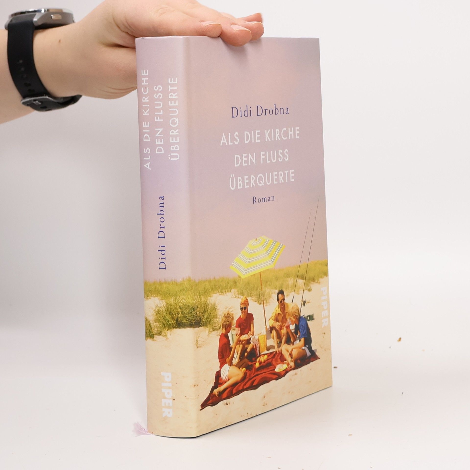 Didi Drobna Als die Kirche den Fluss überquerte