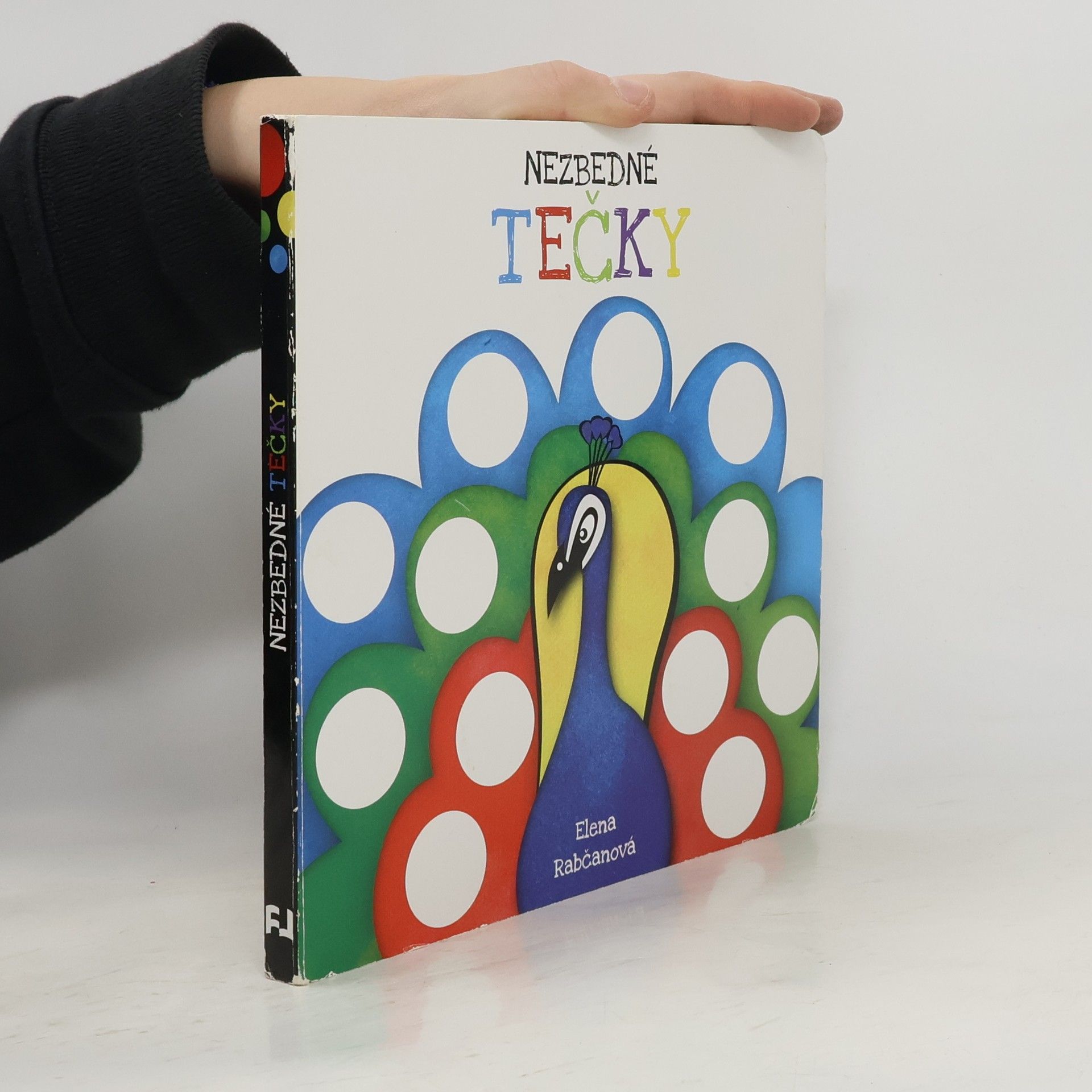 Elena Rabčanová Nezbedné tečky