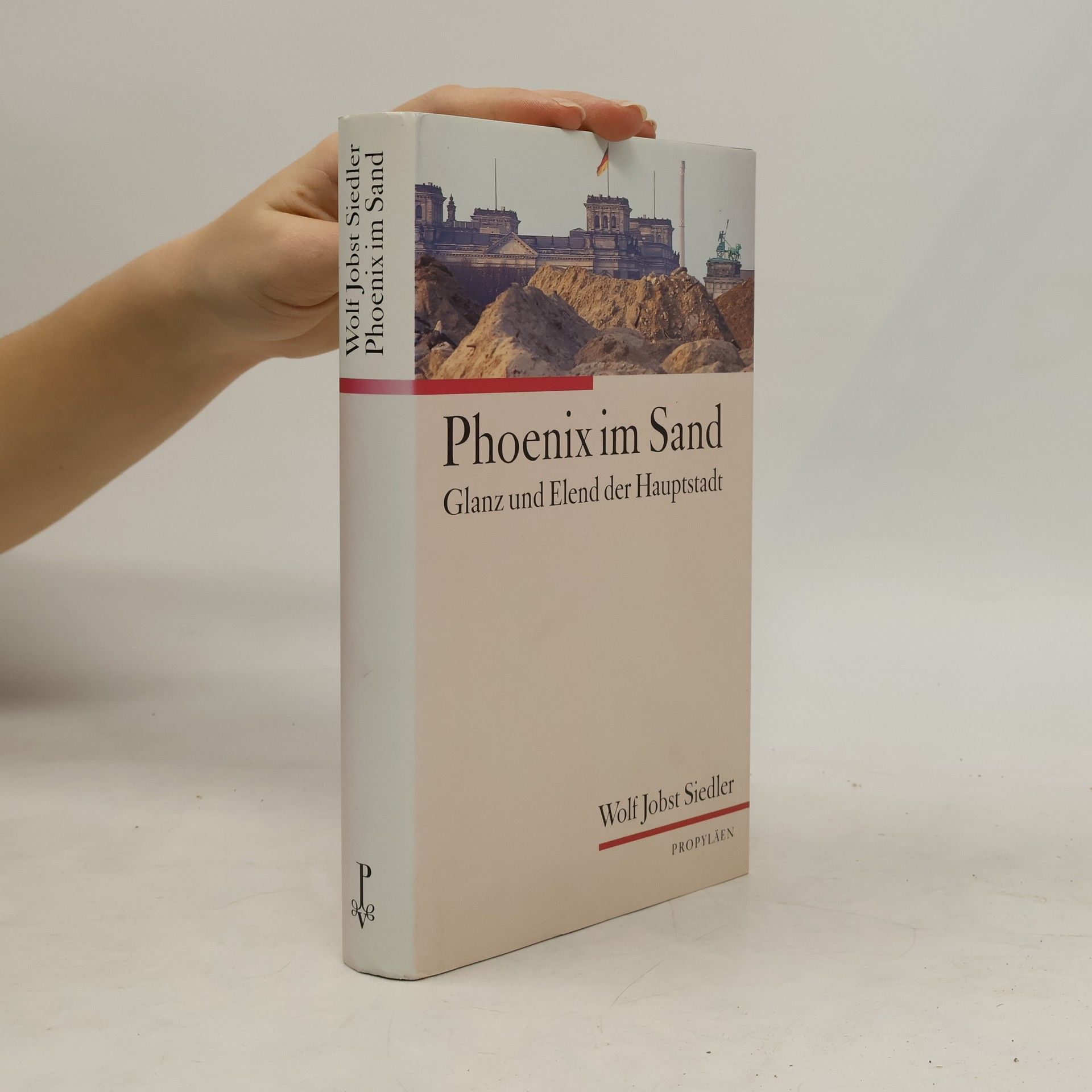 Wolf Jobst Siedler Phoenix im Sand