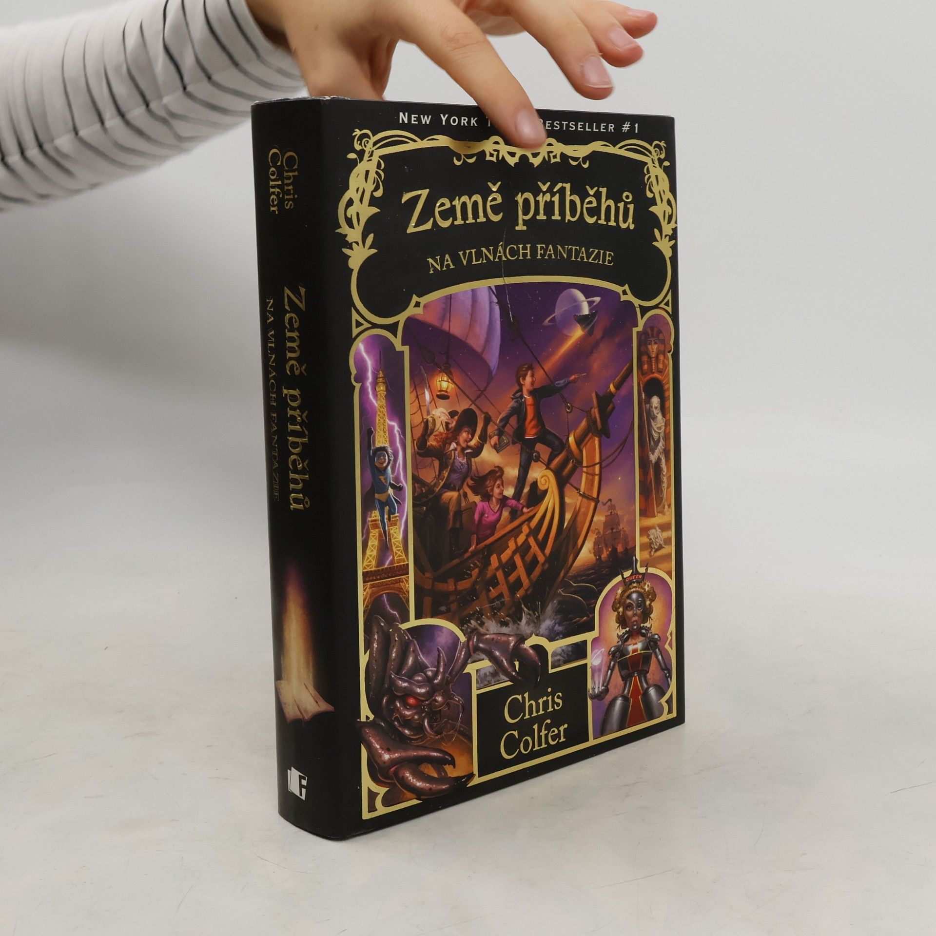 Chris Colfer Na vlnách fantazie