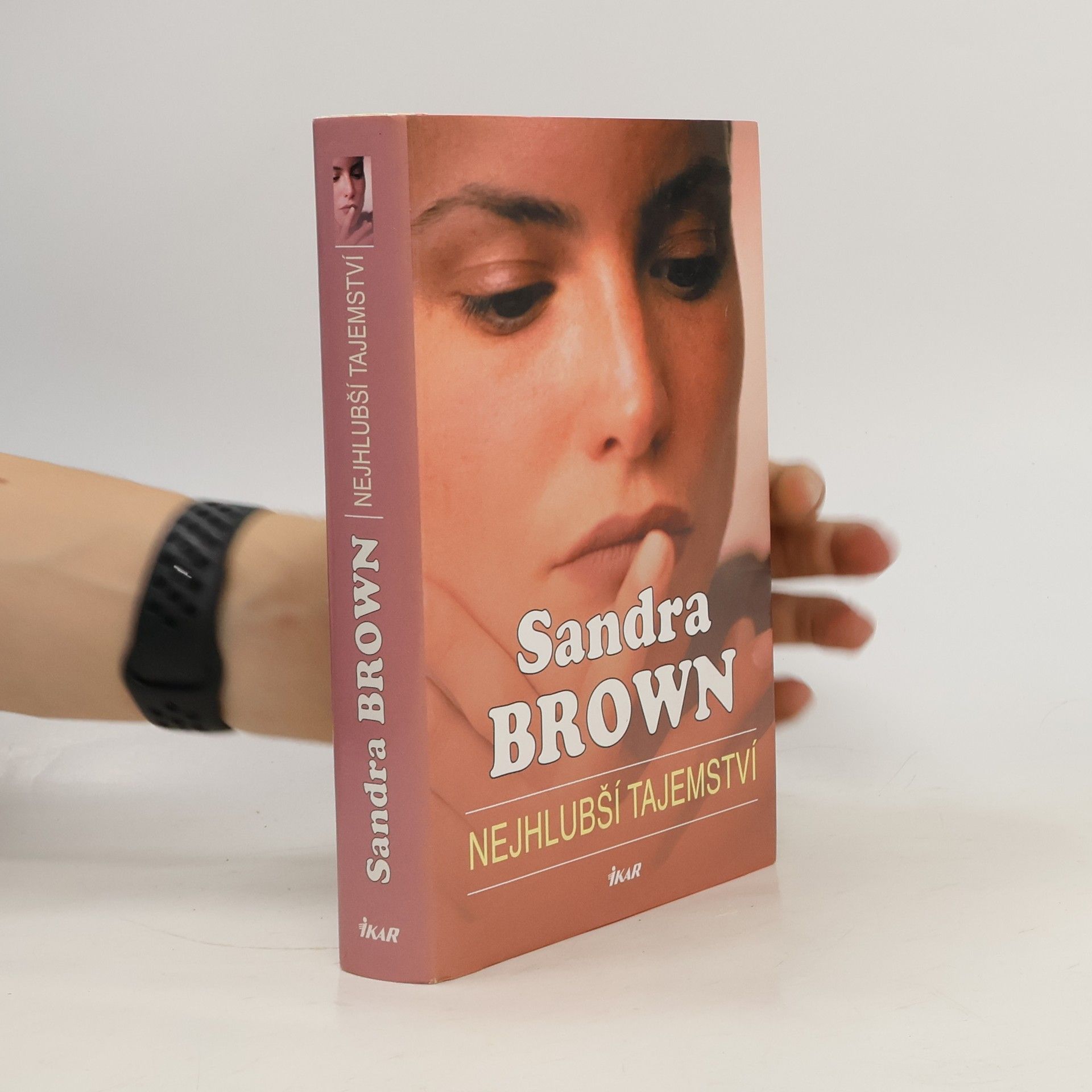 Sandra Brown Nejhlubší tajemství