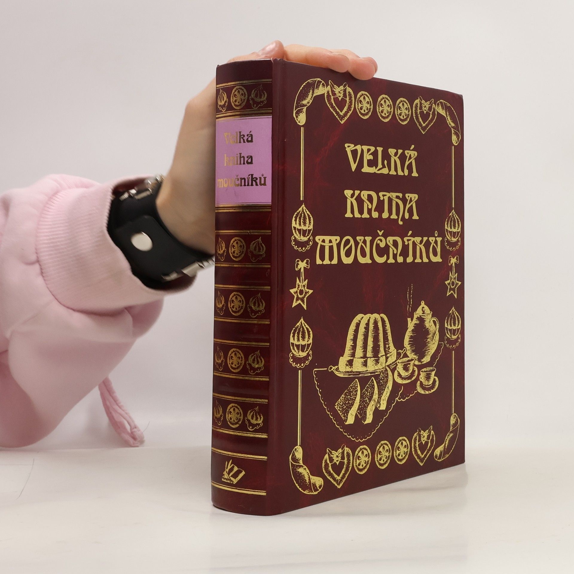 Velká kniha moučníků