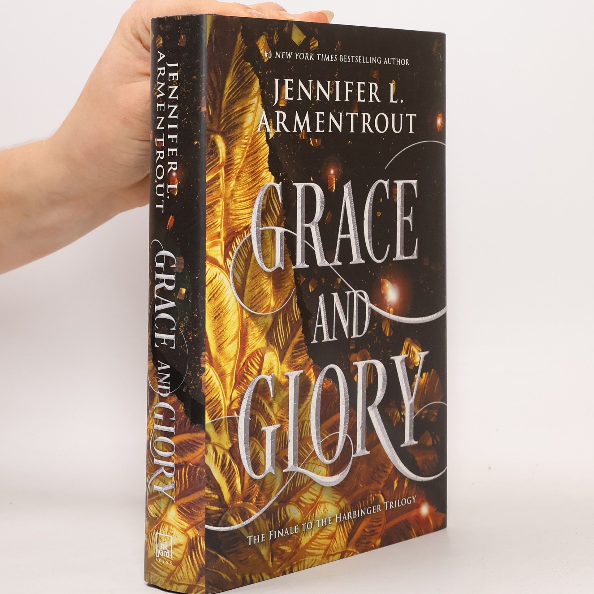 Jennifer L. Armentrout Grace and Glory