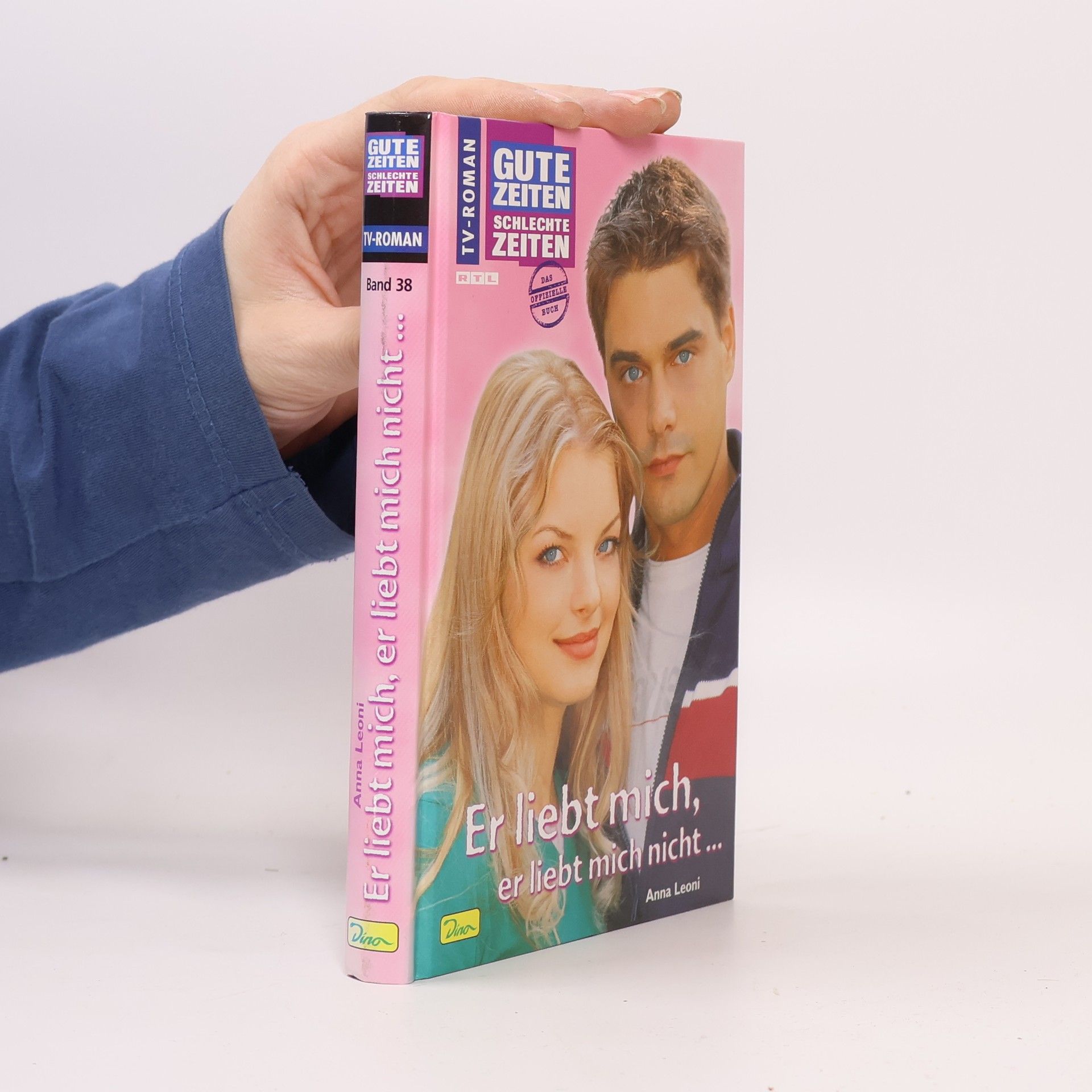 Anna Leoni Er liebt mich, er liebt mich nicht . . .