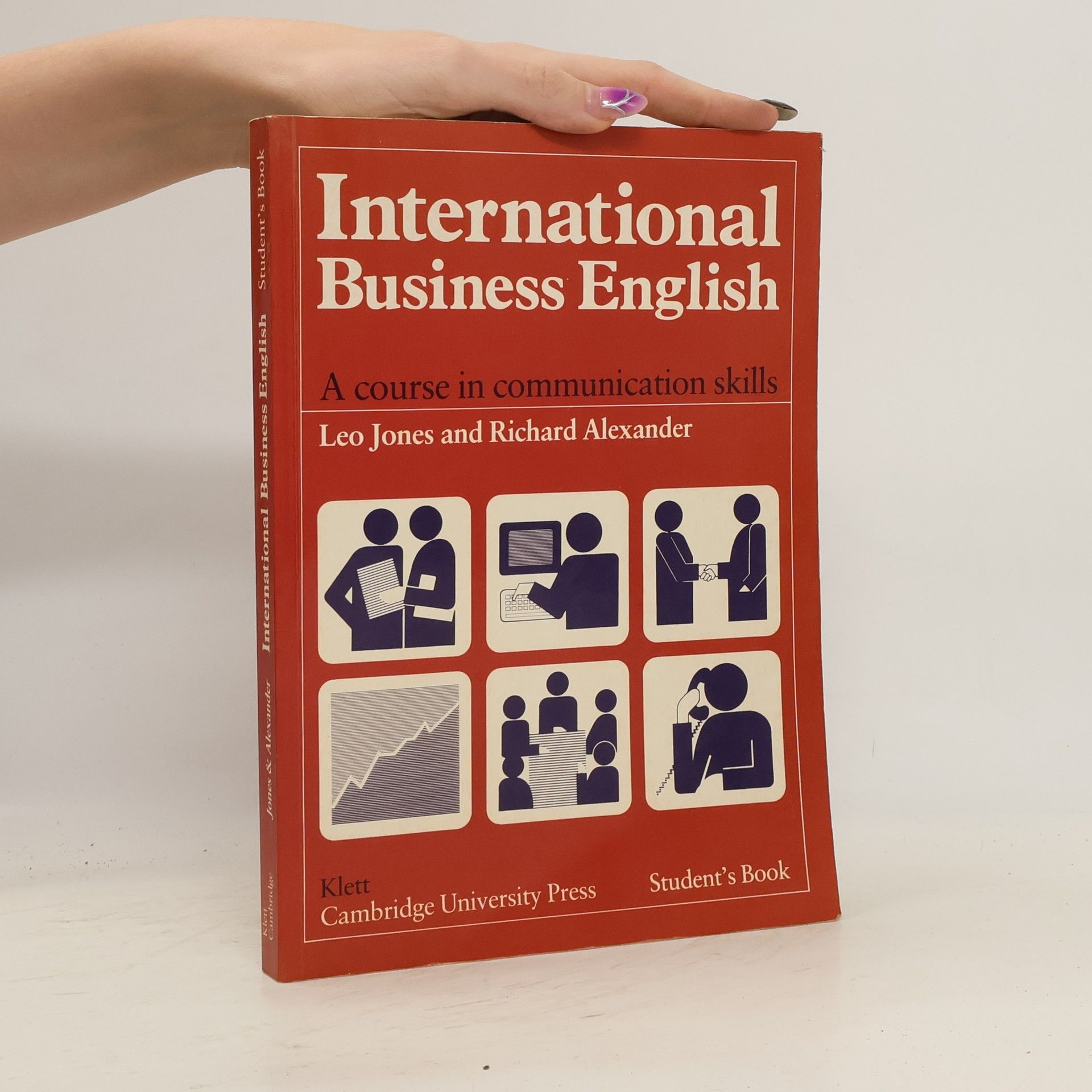 Collectif d'auteurs International business English