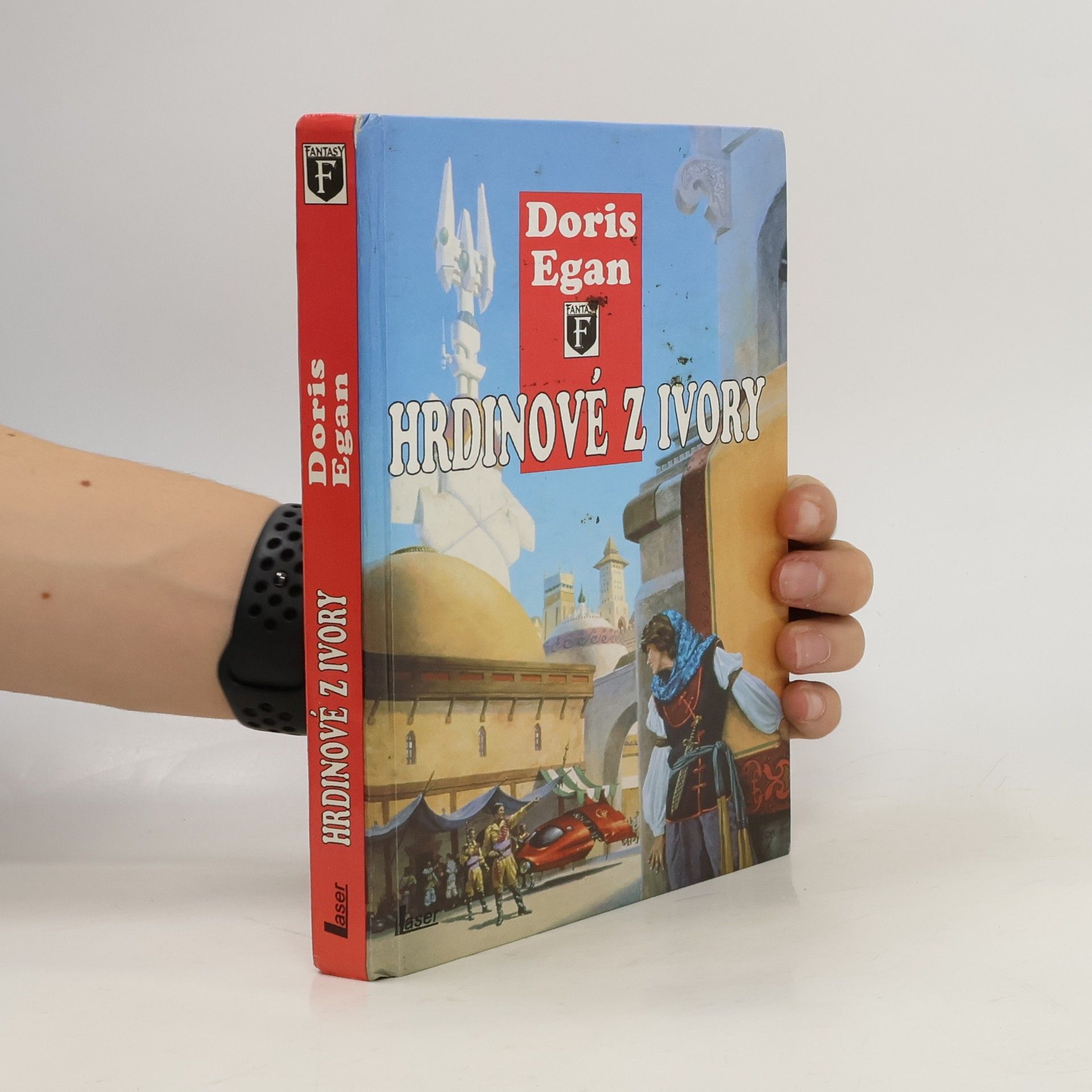 Doris Egan Hrdinové z Ivory