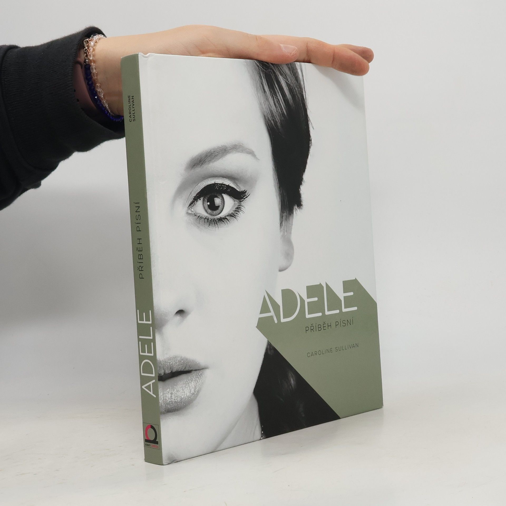 Caroline Sullivan Adele : příběh písní