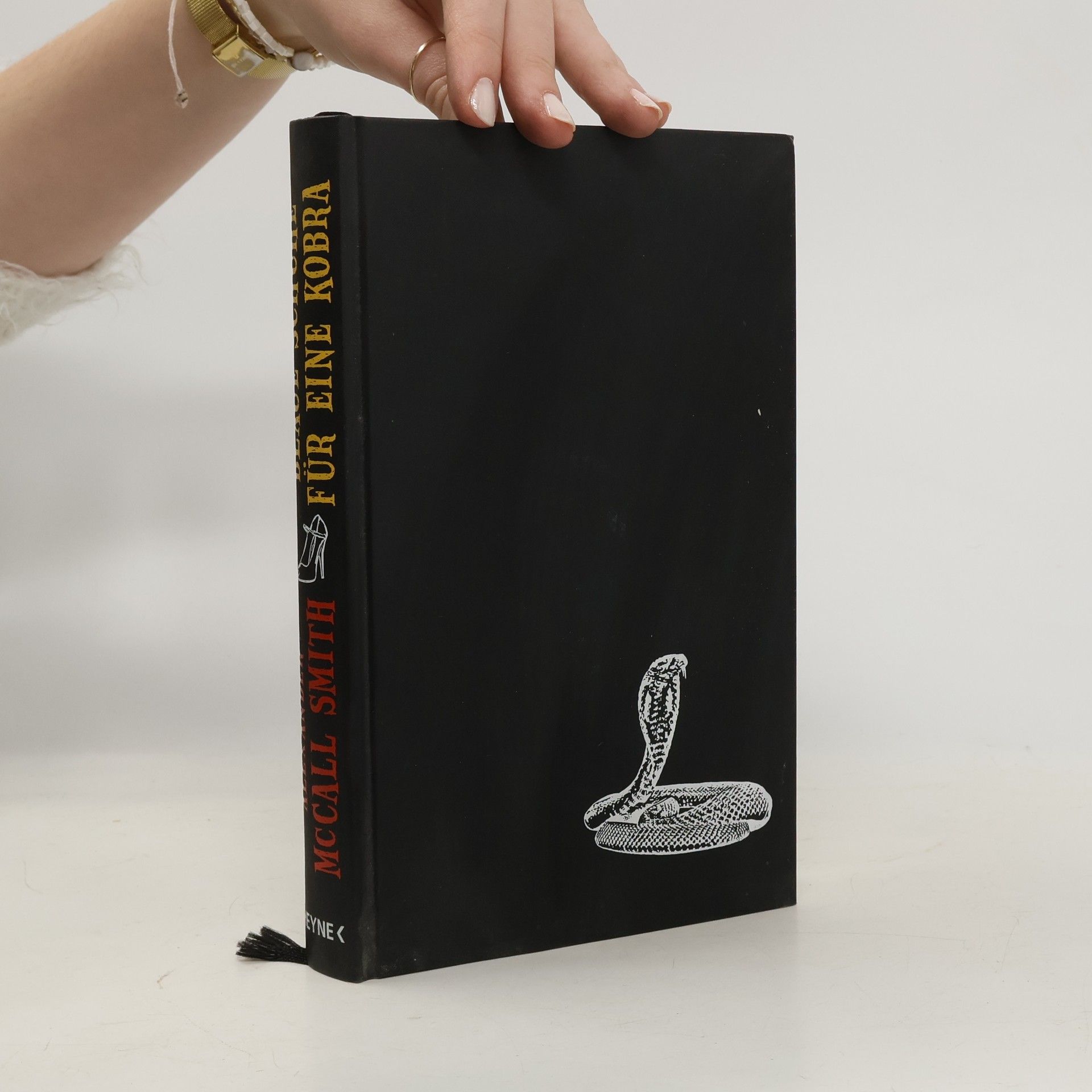 Alexander McCall Smith Blaue Schuhe für eine Kobra