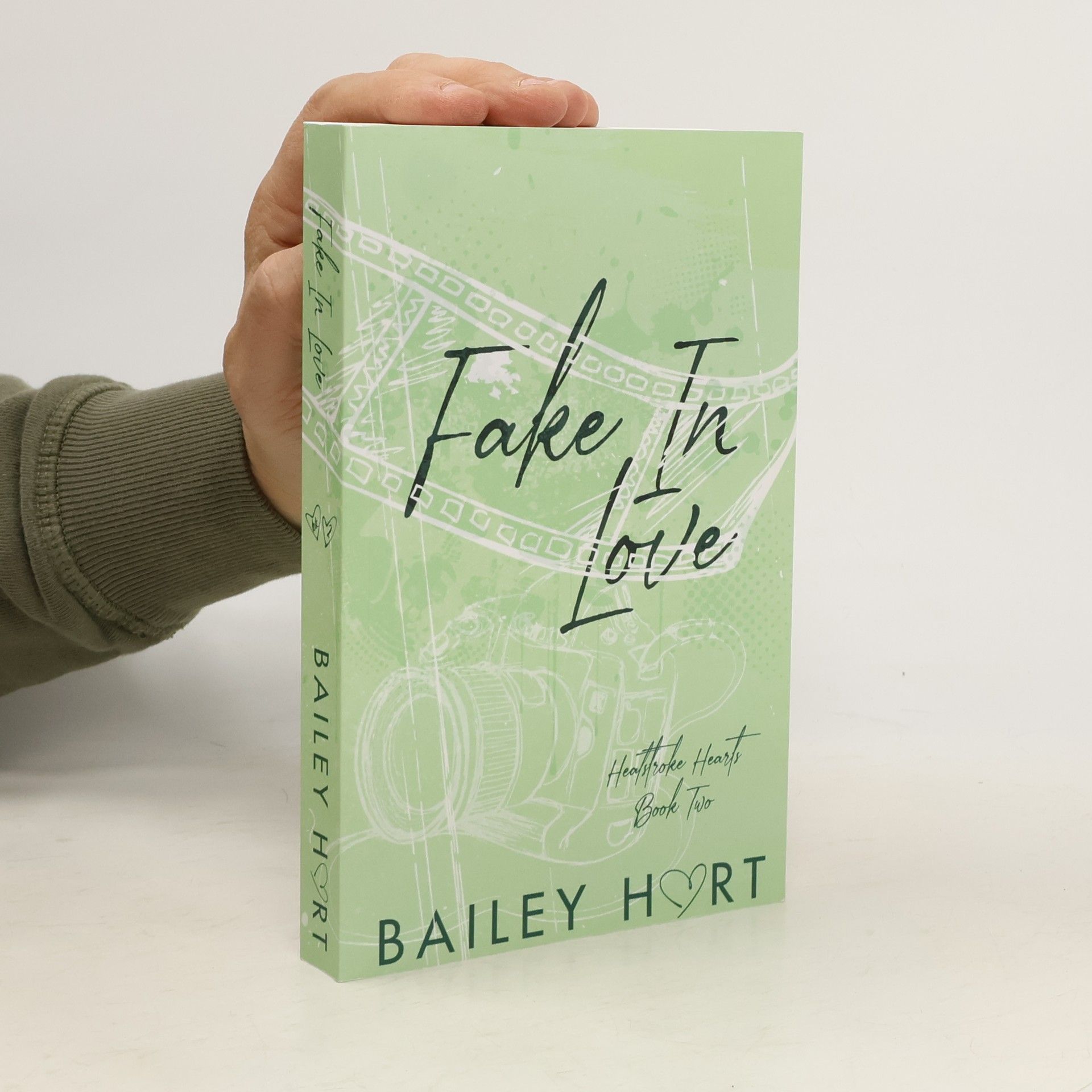 Bailey Hart Fake in Love
