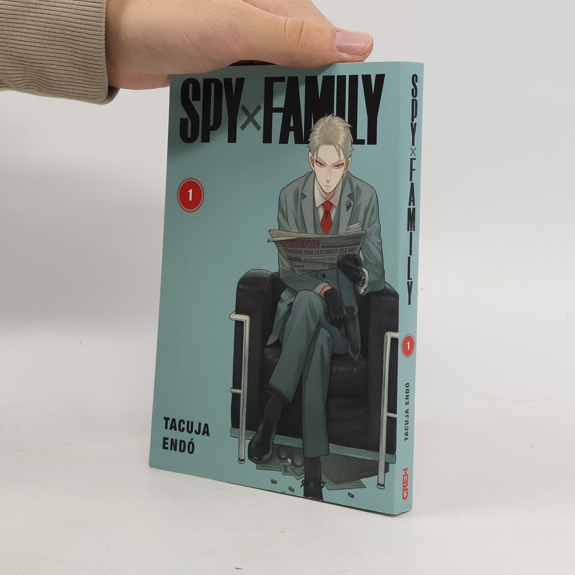 Tacuja Endó Spy x Family 1