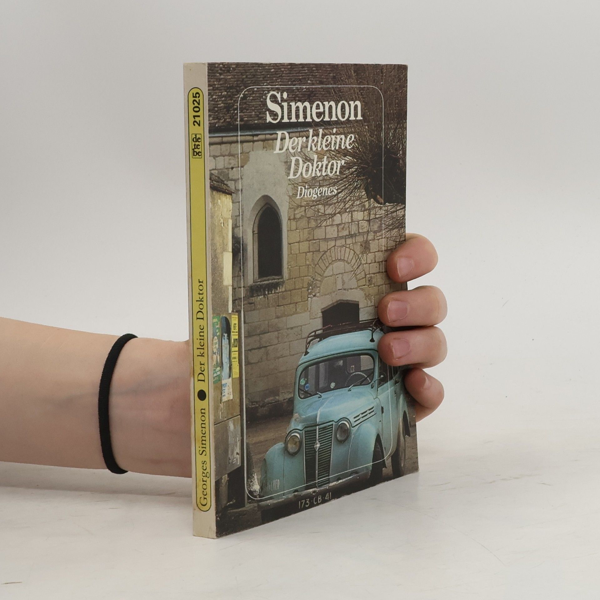 Georges Simenon Der kleine Doktor