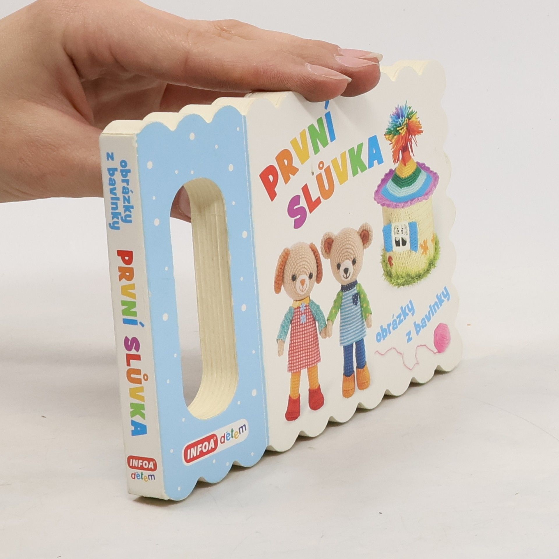 Collectif d'auteurs První slůvka : obrázky z bavlnky Obrázky z bavlnky