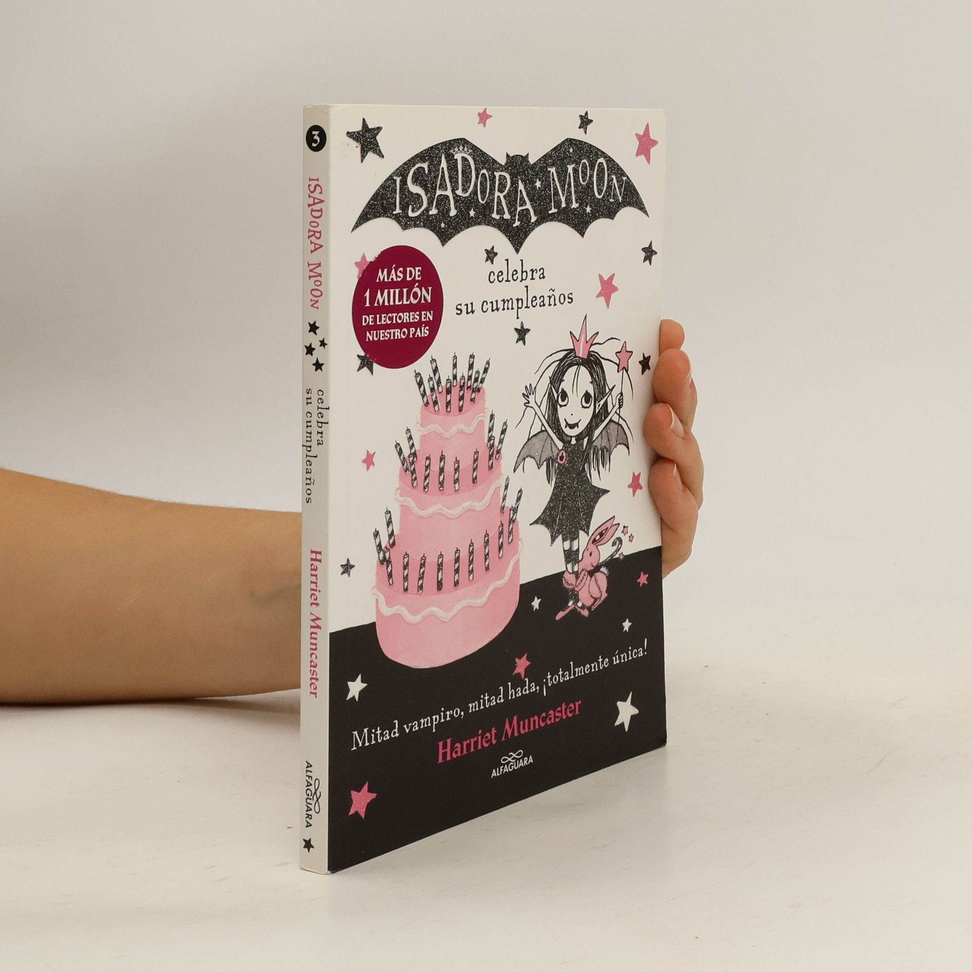 Harriet Muncaster Isadora Moon Celebra Su Cumpleaños / Isadora Moon Has a Birthday