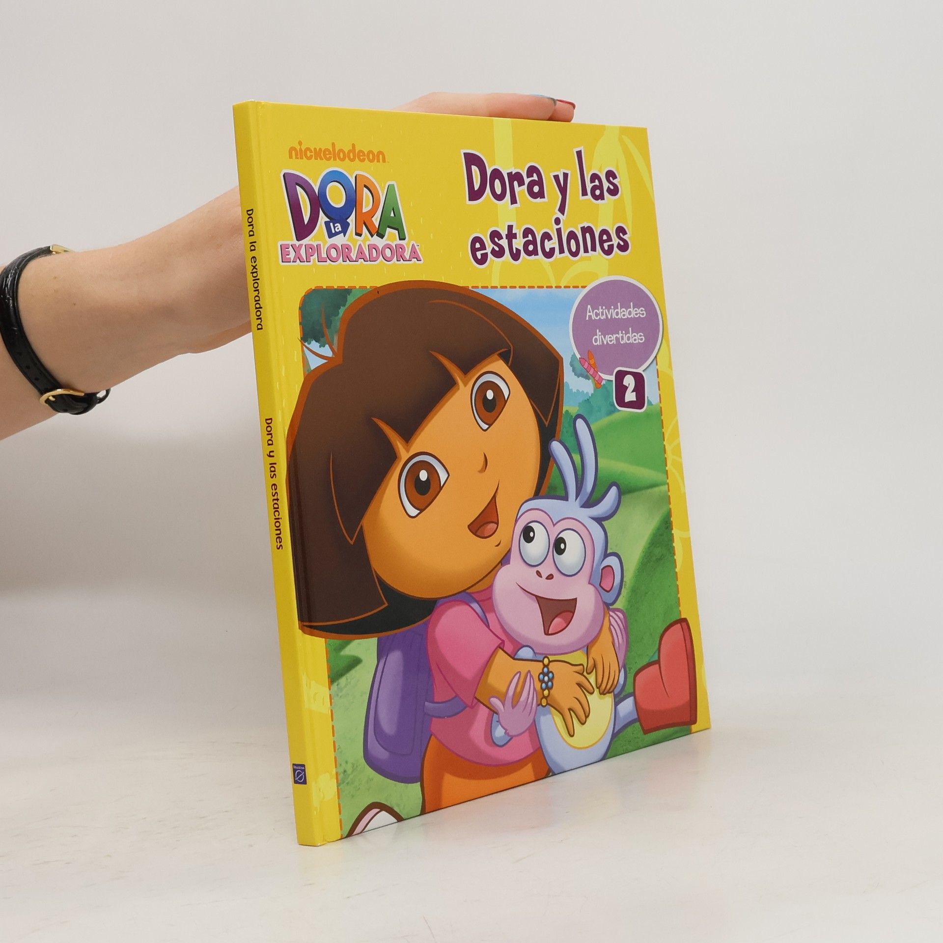 Autores varios Dora y las estaciones