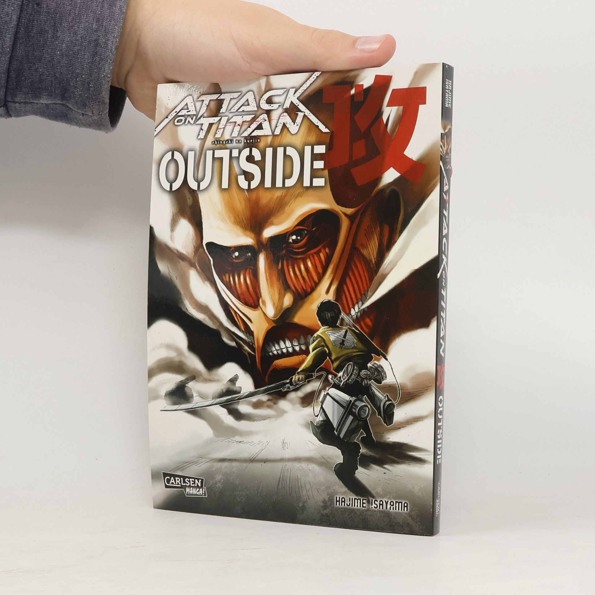 Hadžime Isajama Attack on Titan - outside