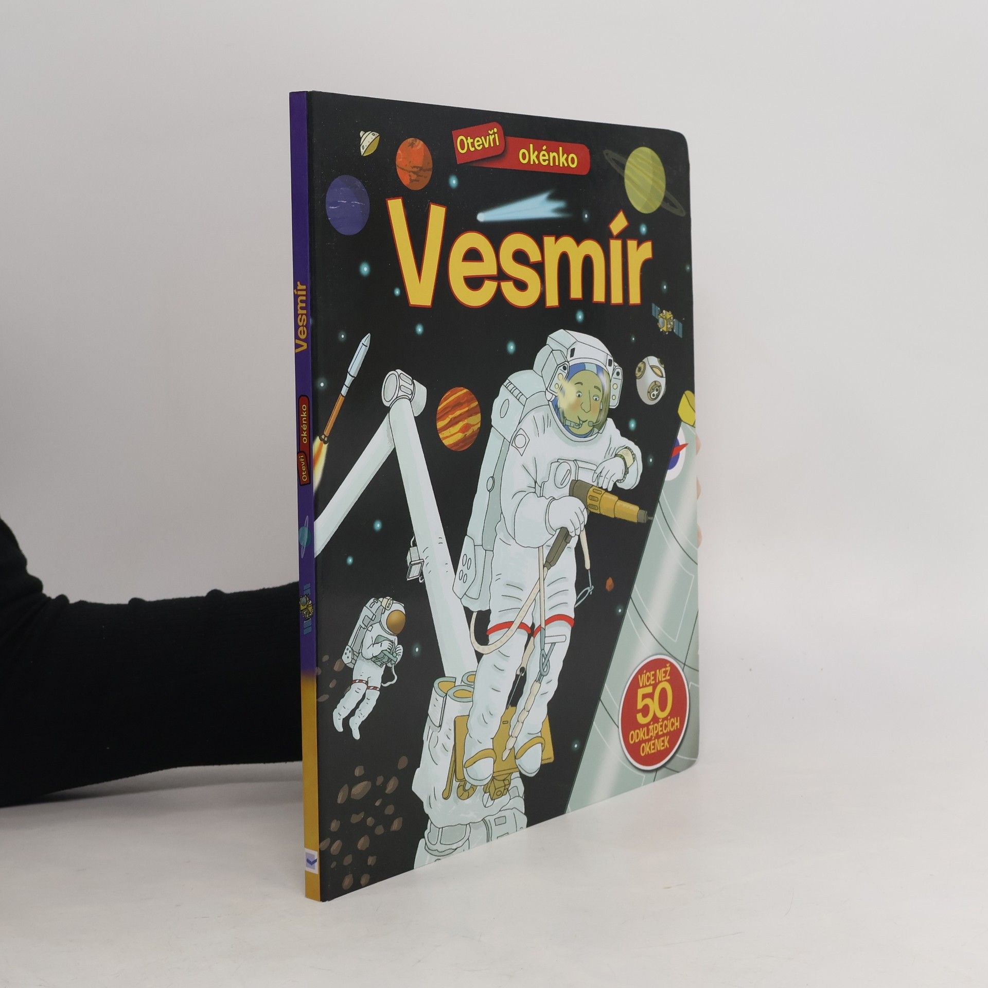 Collectif d'auteurs Vesmír