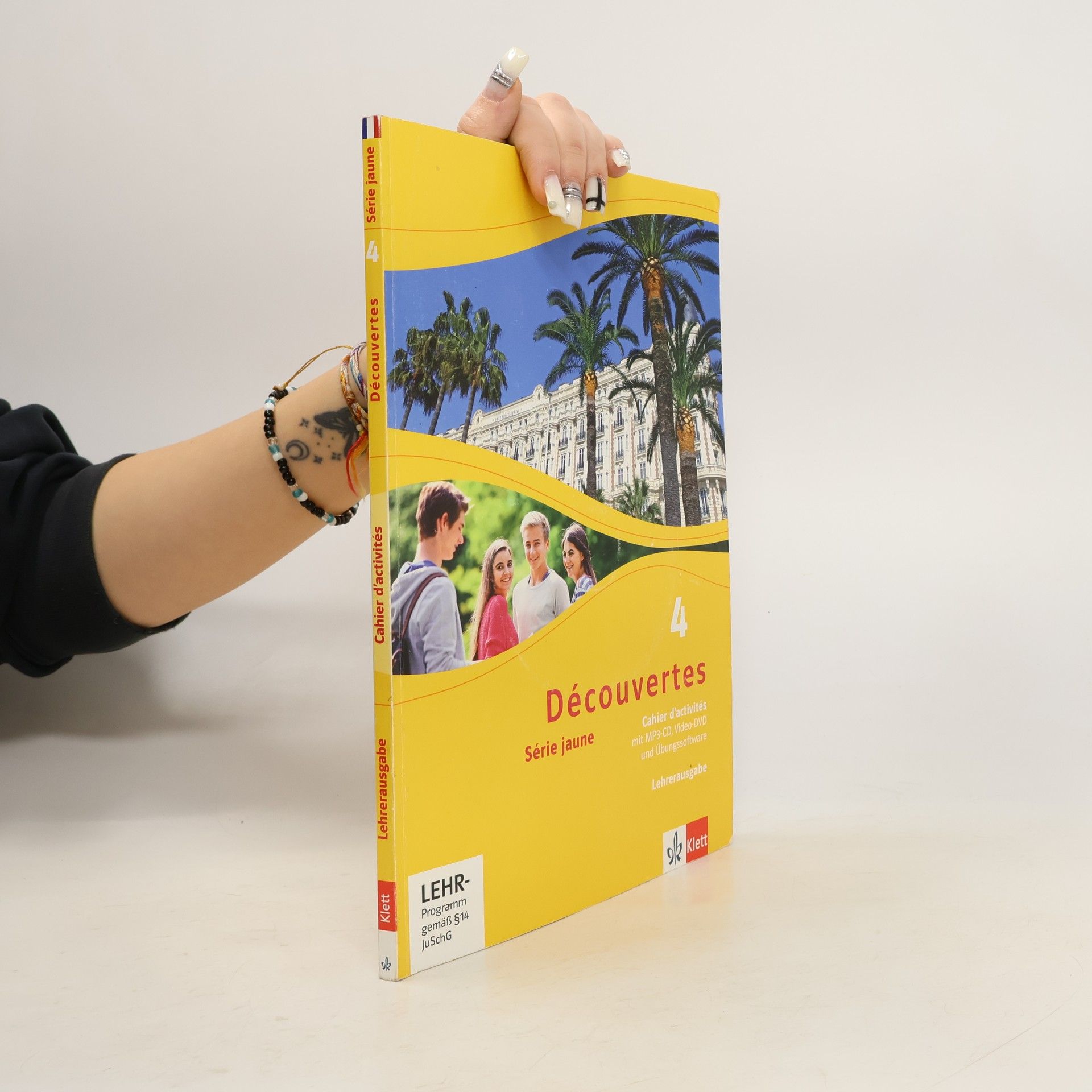 AA.VV. Série jaune - 4: Découvertes