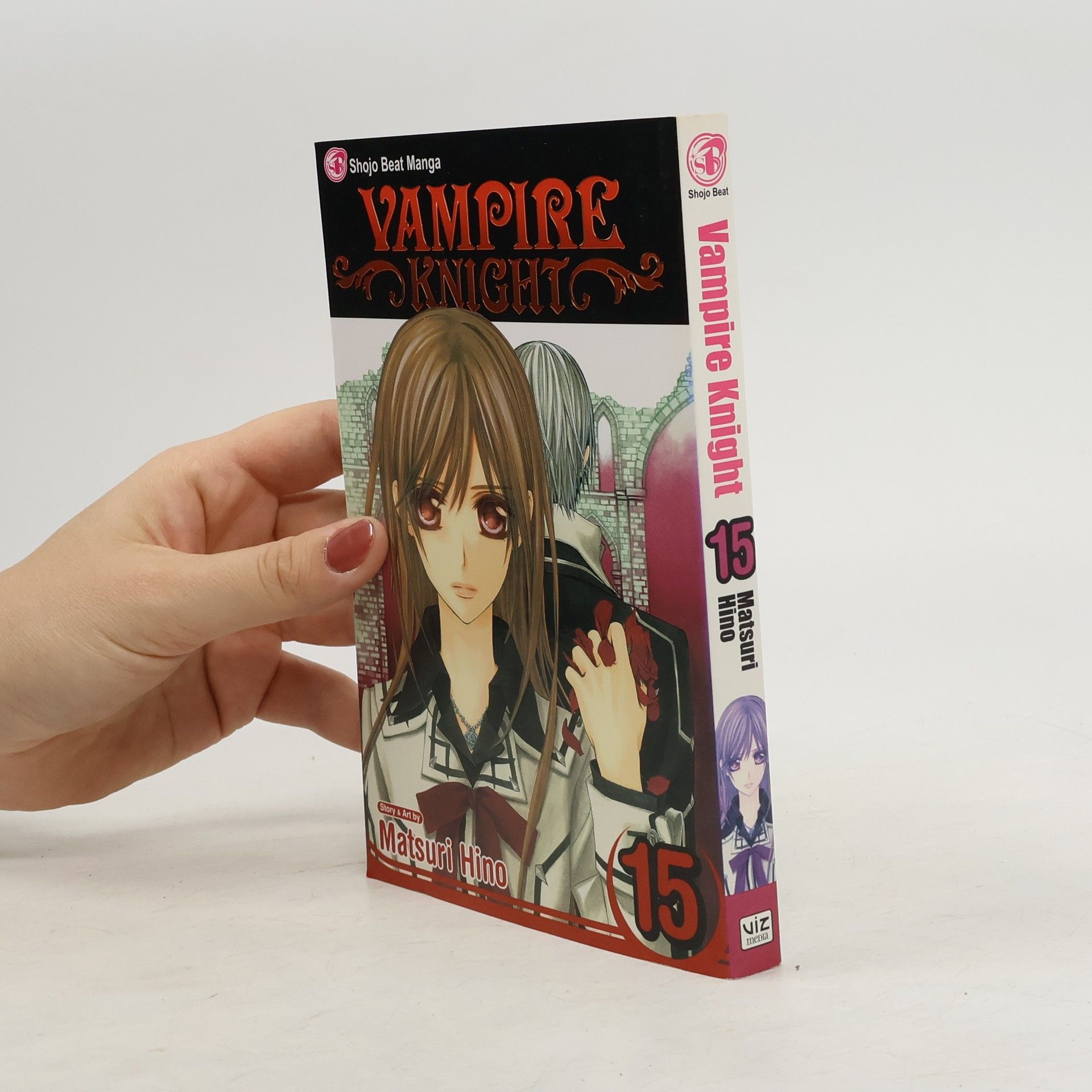 Matsuri Hino Vampire Knight, Vol. 15