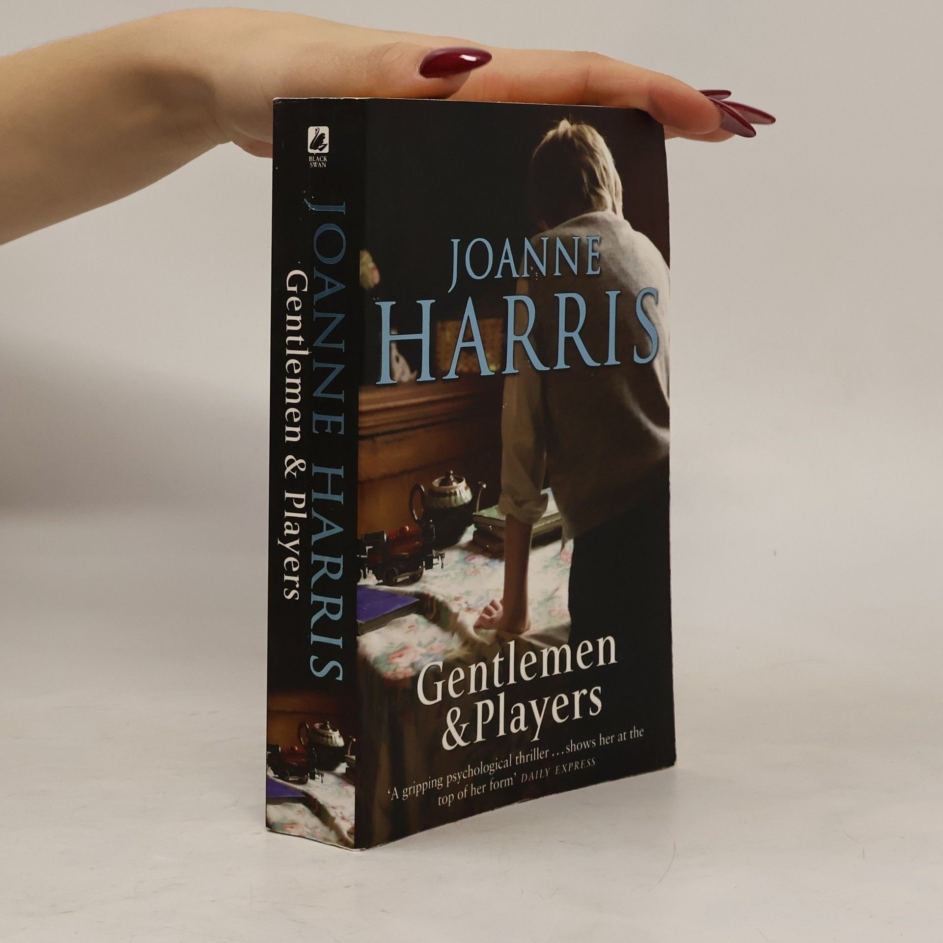 Joanne Harris Gentlemen & Players