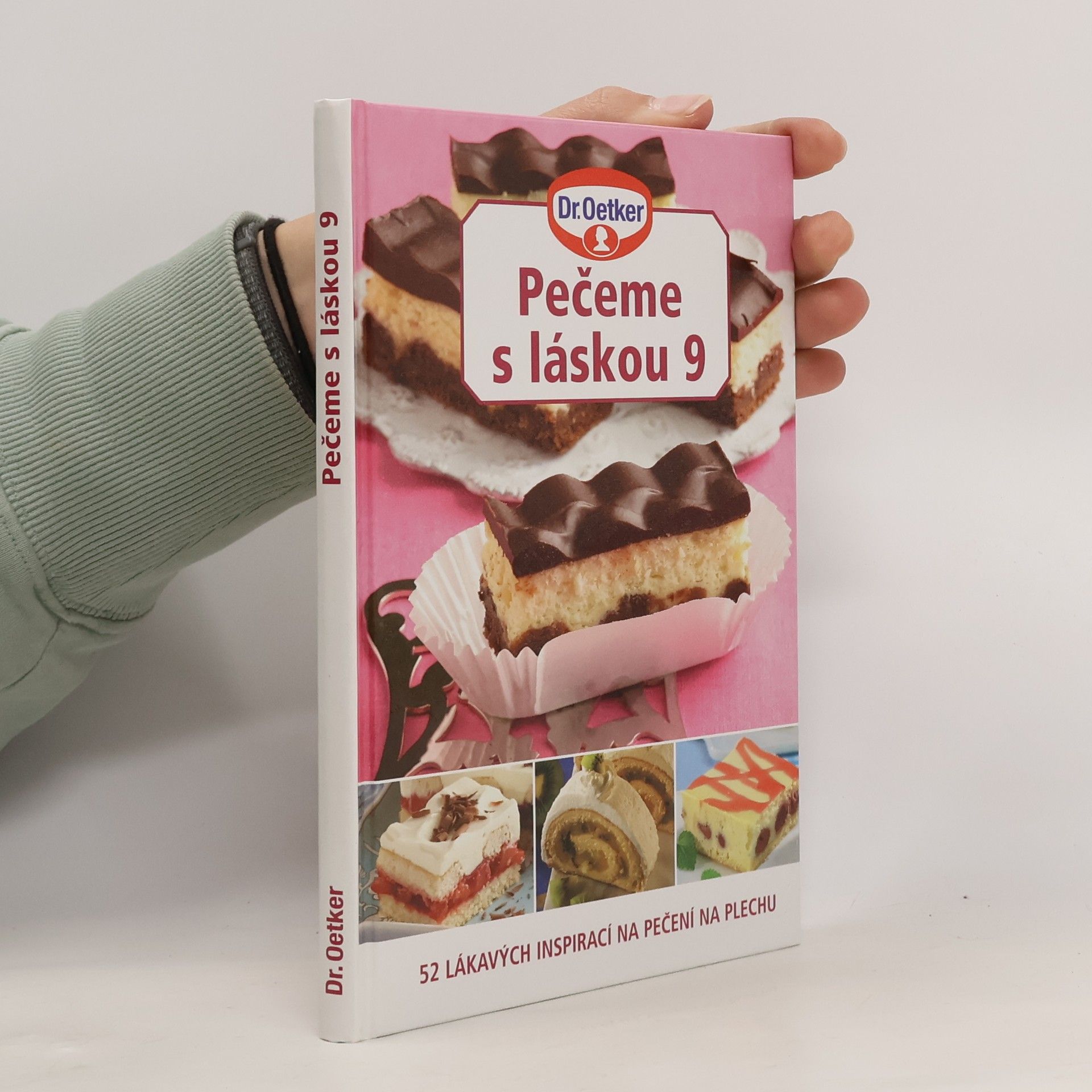 Kolektiv autorů Pečeme s láskou 9 : 52 lákavých inspirací na pečení na plechu