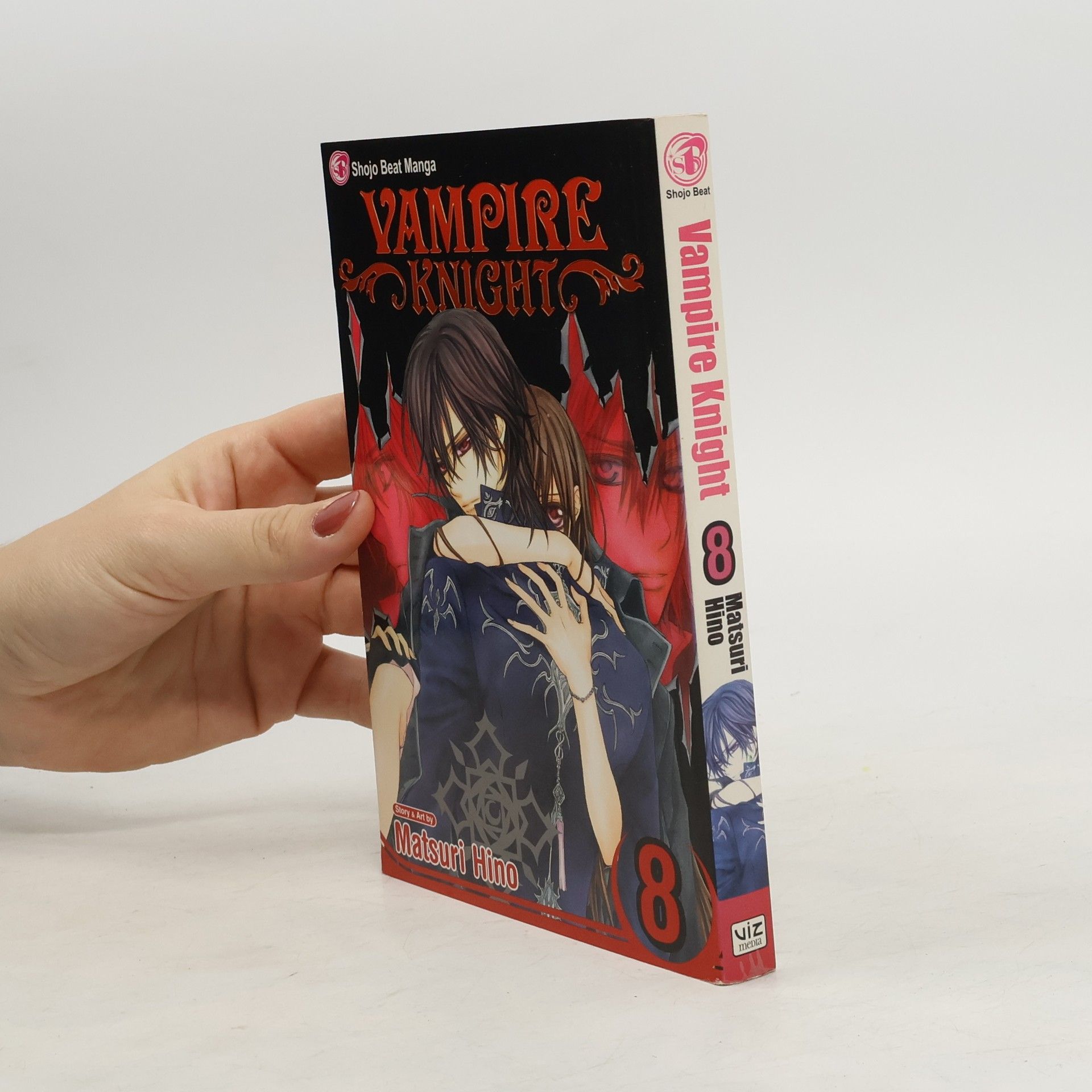 Matsuri Hino Vampire Knight, Vol. 8