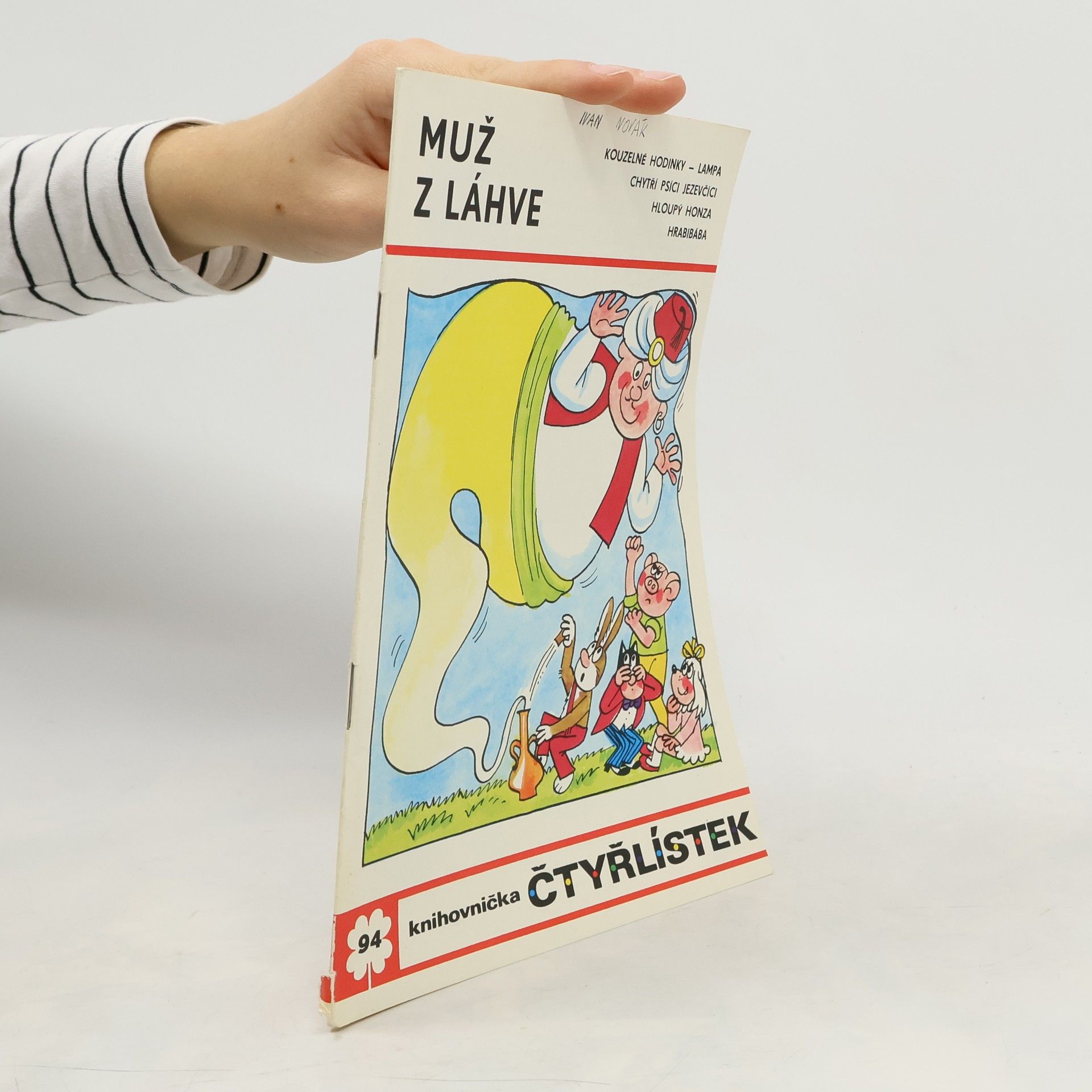 Kolektiv autorů Čtyřlístek 94. Muž z láhve