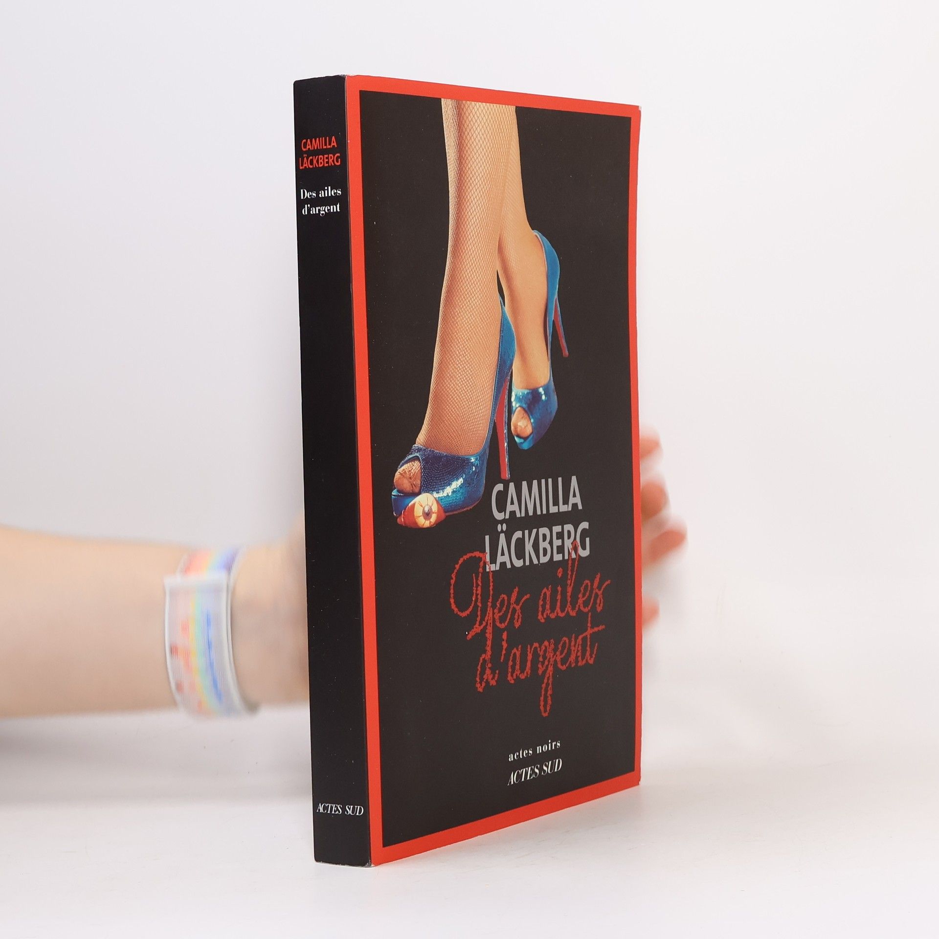 Camilla Läckberg actes noirs: Des ailes d'argent