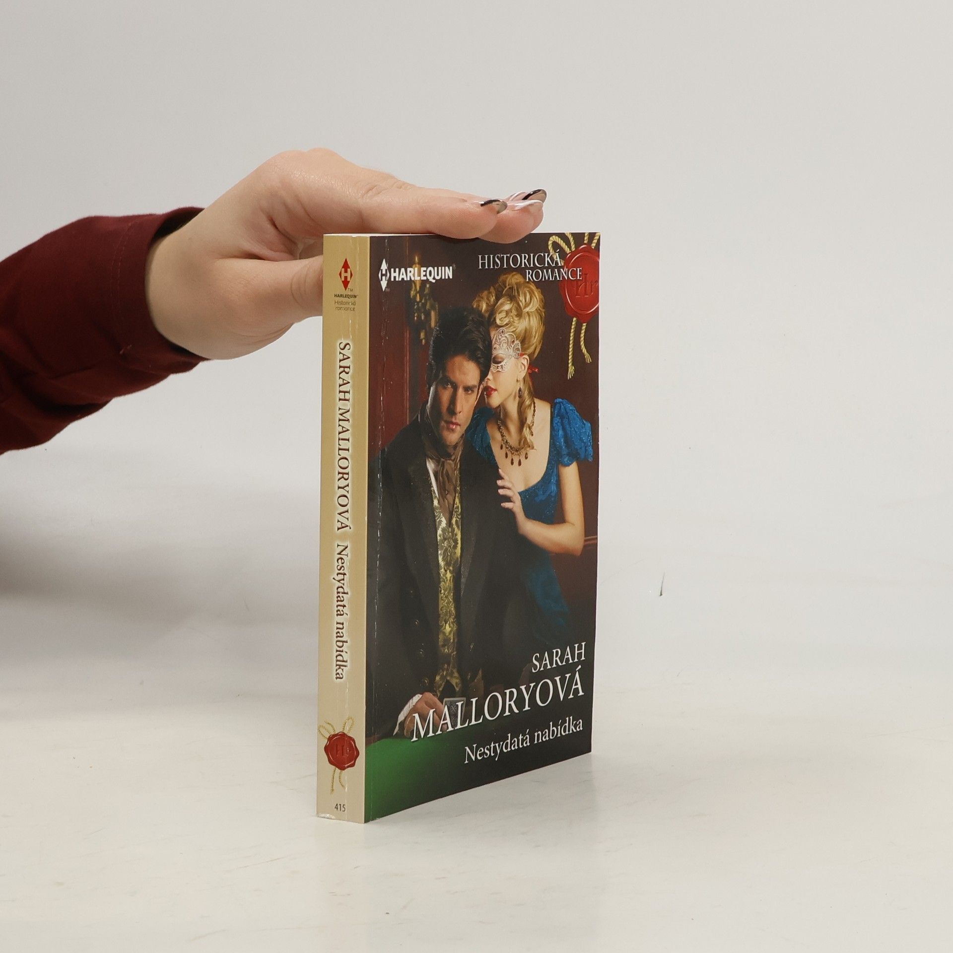 Sarah Mallory Nestydatá nabídka
