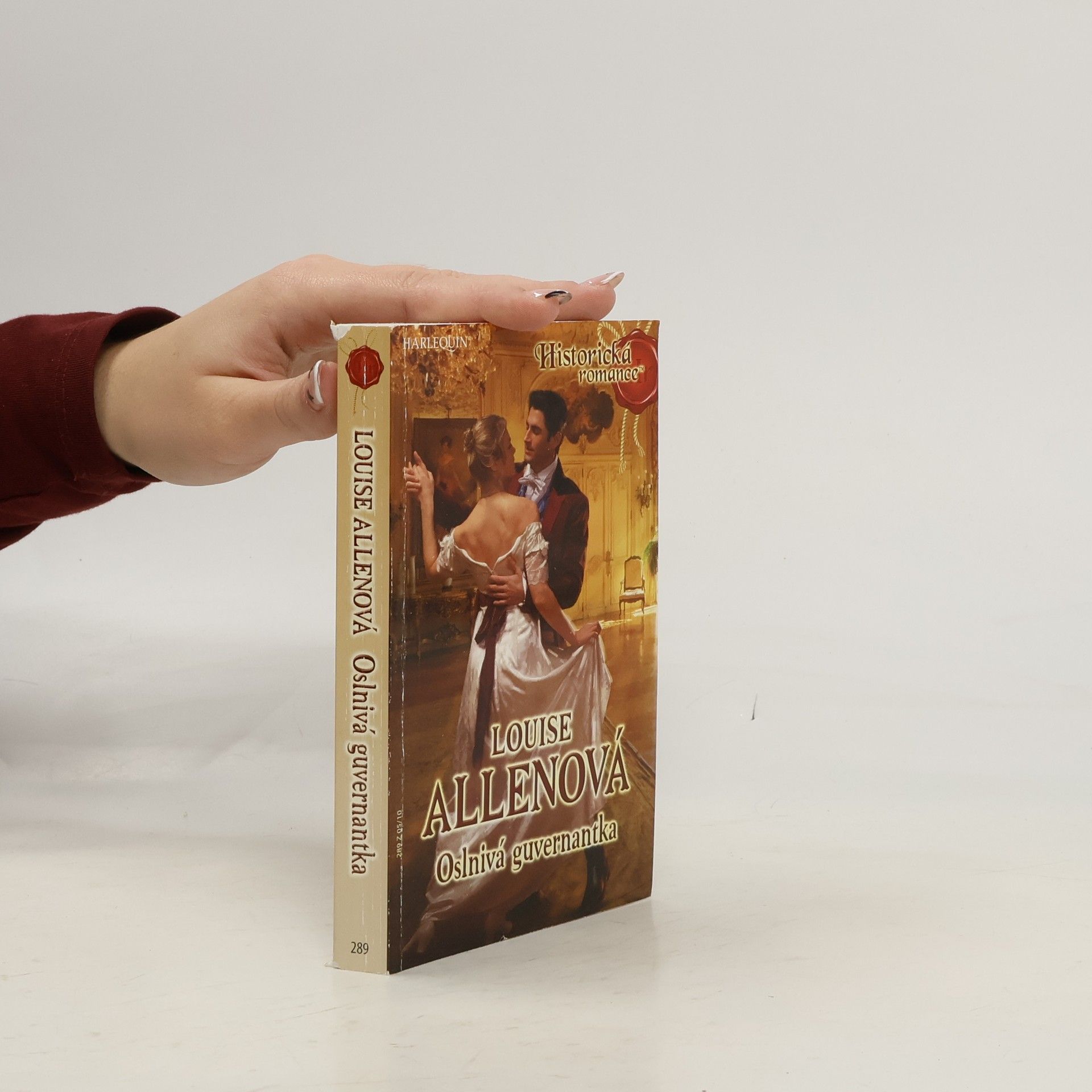 Louise Allen Oslnivá guvernantka