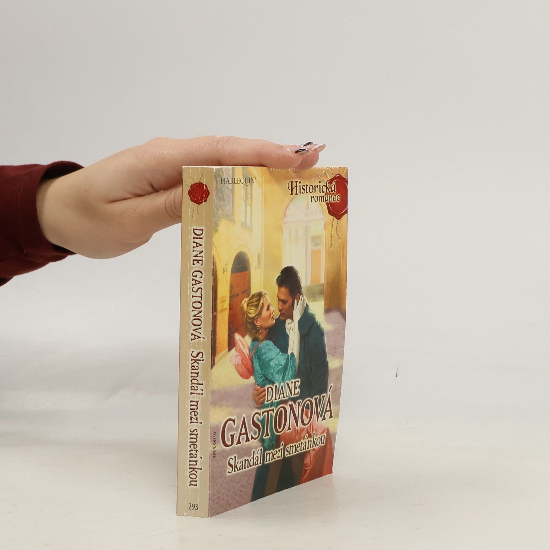 Skandál mezi smetánkou