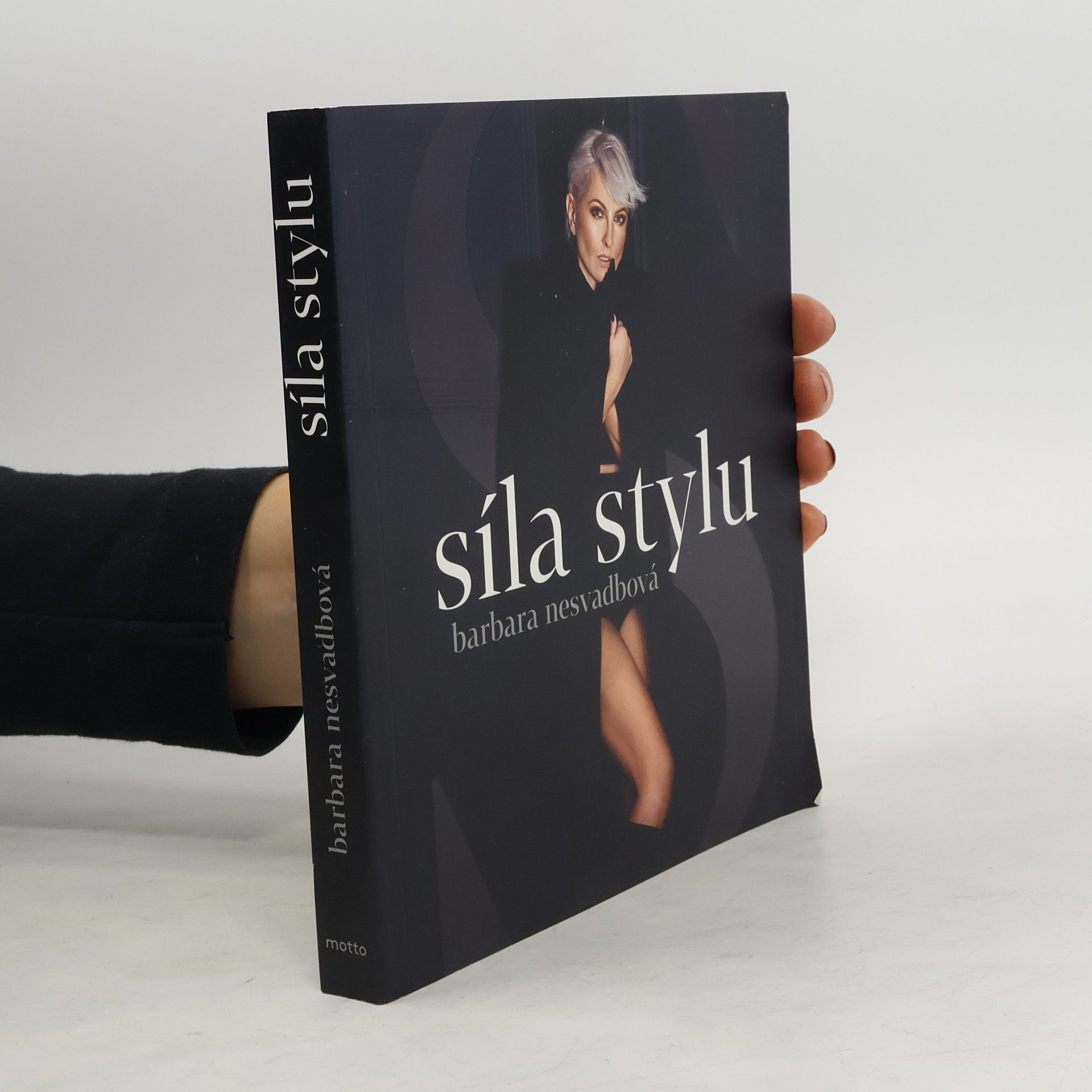 Bára Nesvadbová Síla stylu