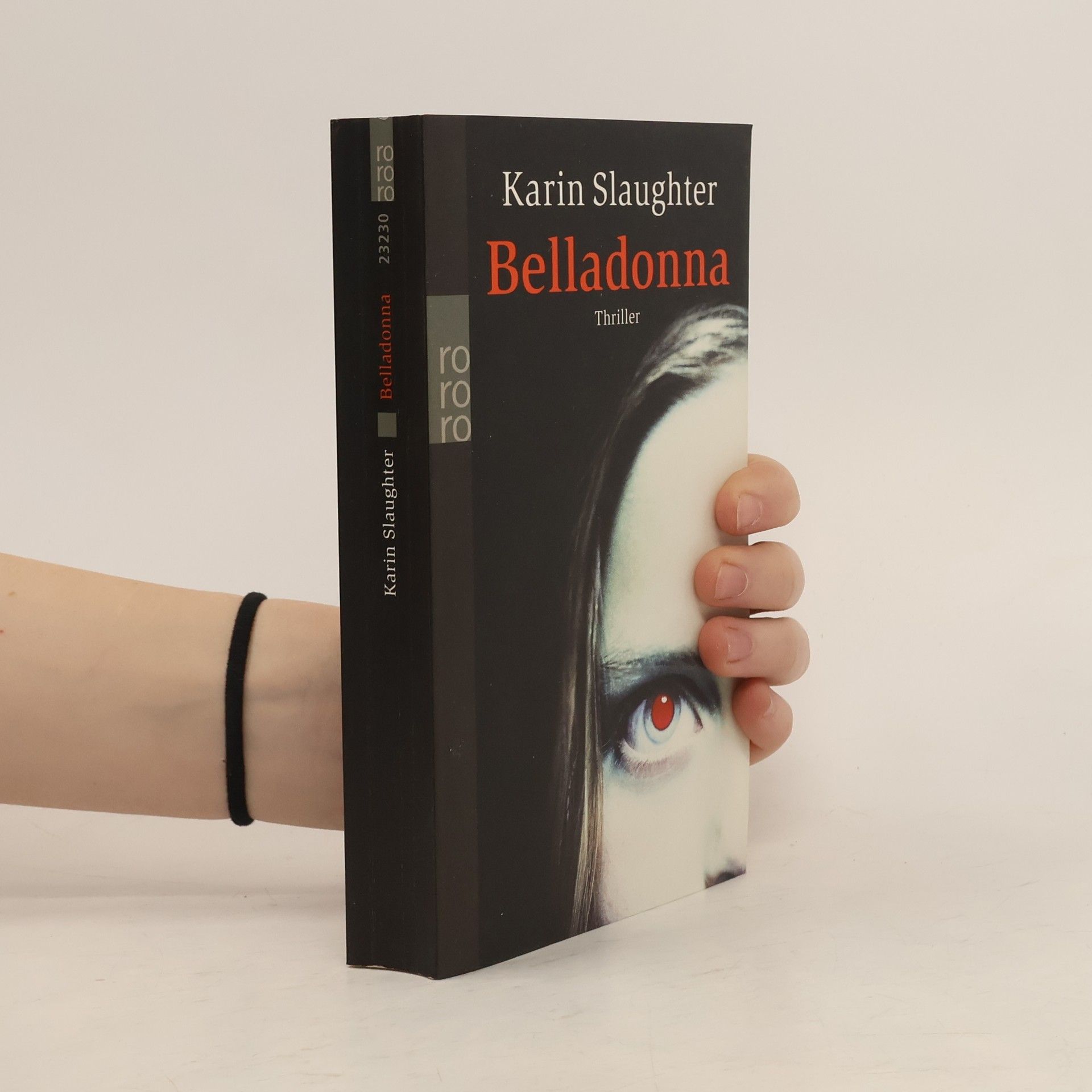 Karin Slaughter Belladonna