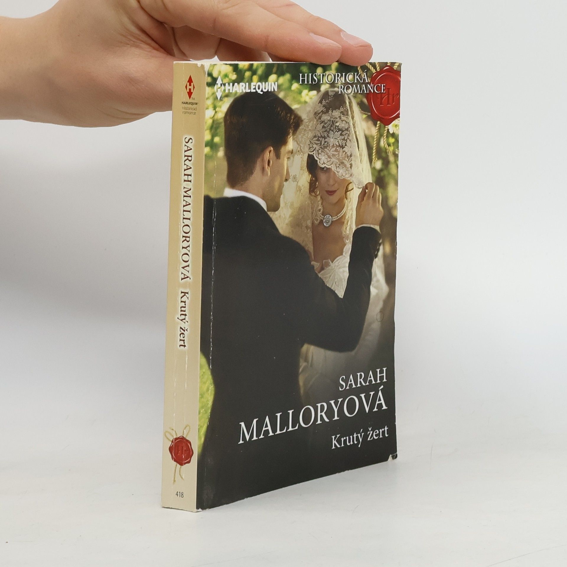 Sarah Mallory Krutý žert