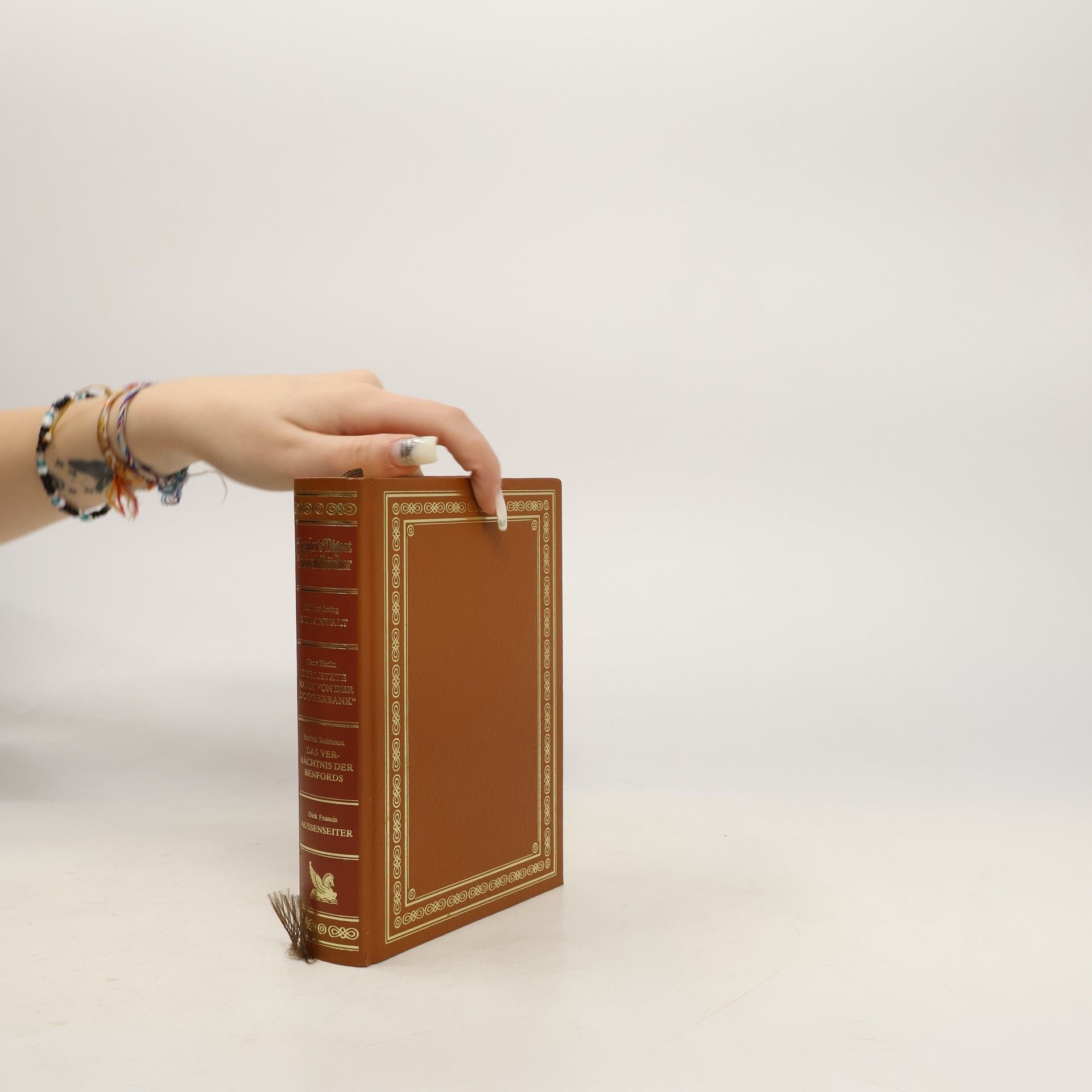 Reader's Digest Auswahlbücher: Der Anwalt; Der letzte Mann von der „Doggerbank”; Das Vermächtnis der Benfords; Aussenseiter