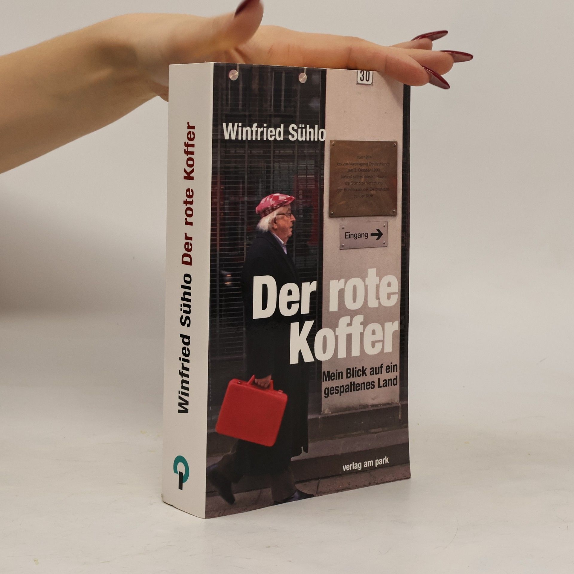 Winfried Sühlo Der rote Koffer