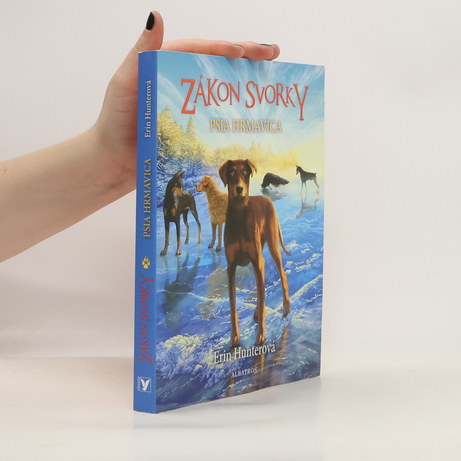 Erin Hunter Psia hrmavica