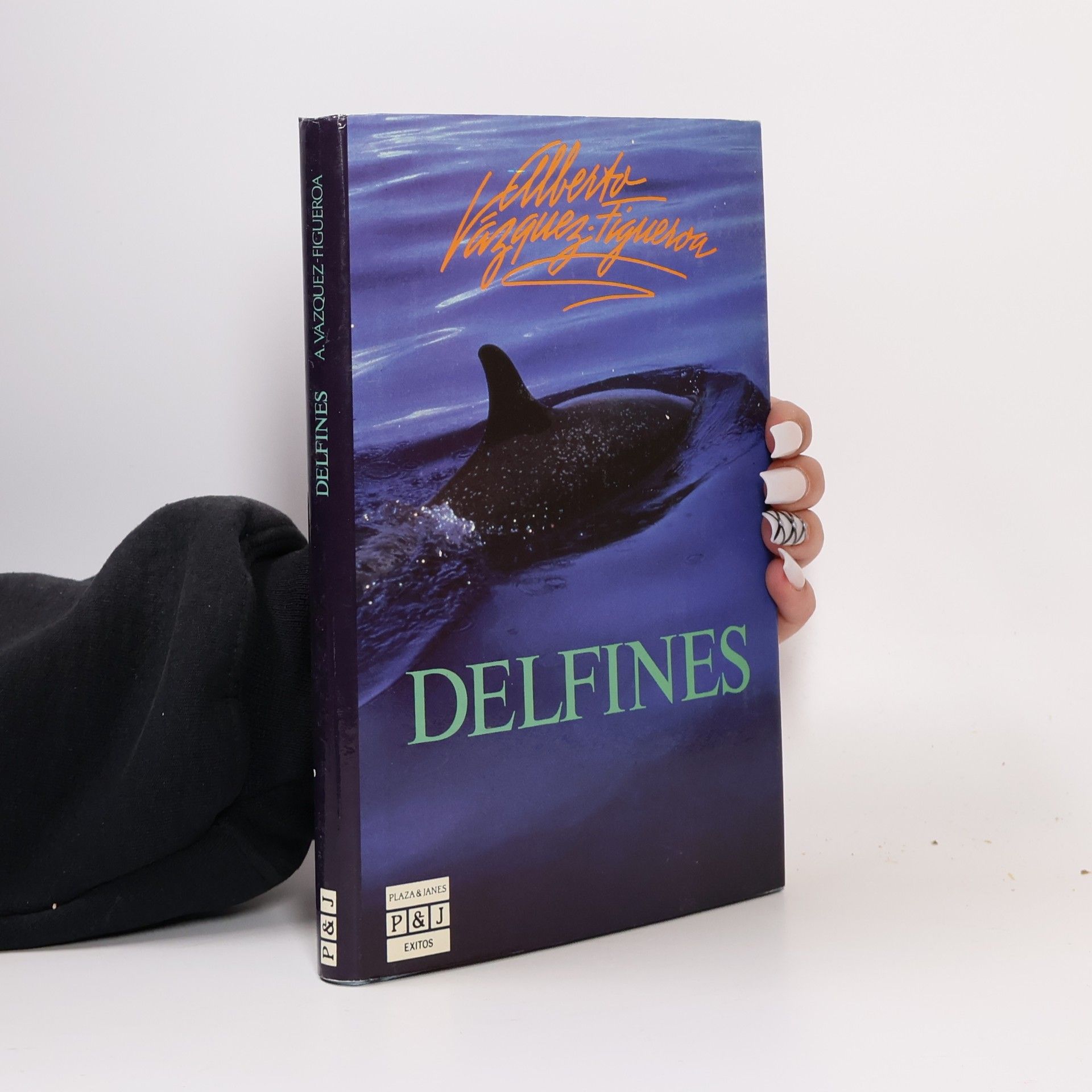 Alberto Vázquez Figueroa Delfines