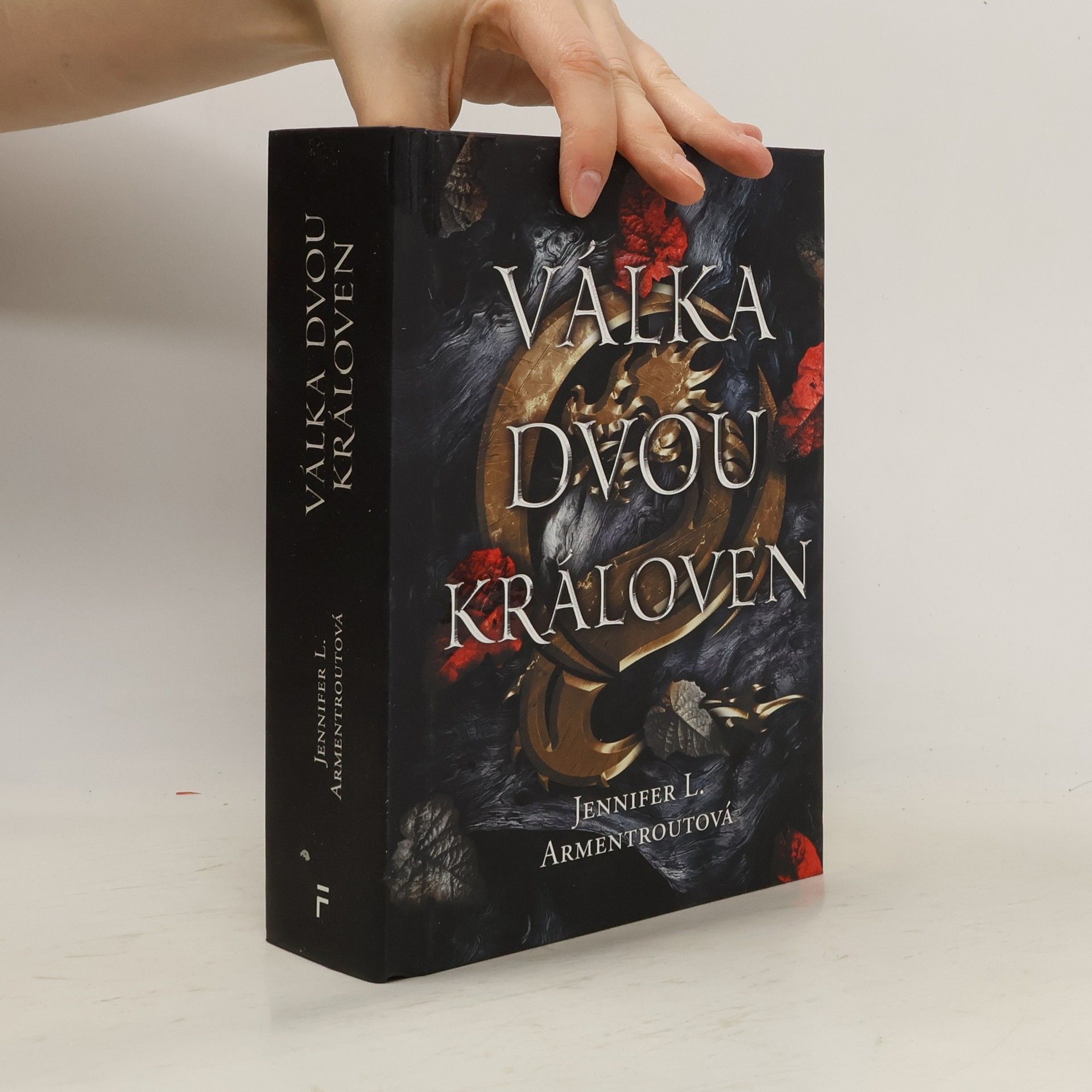 Jennifer L. Armentrout Válka dvou královen